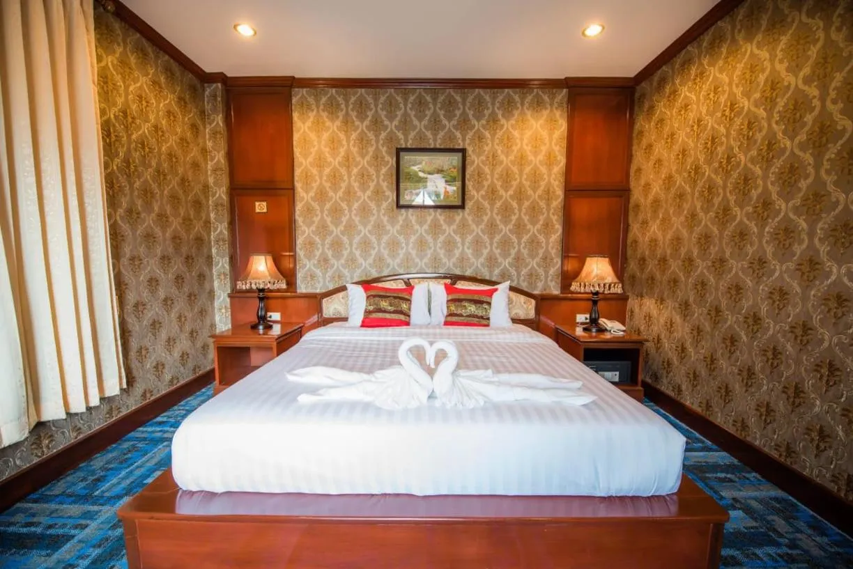 Bed in Soubundith Hotel