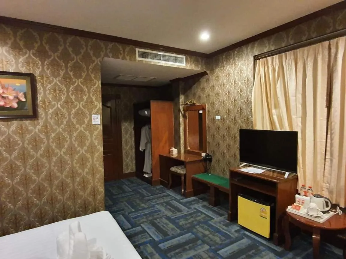 Bed in Soubundith Hotel