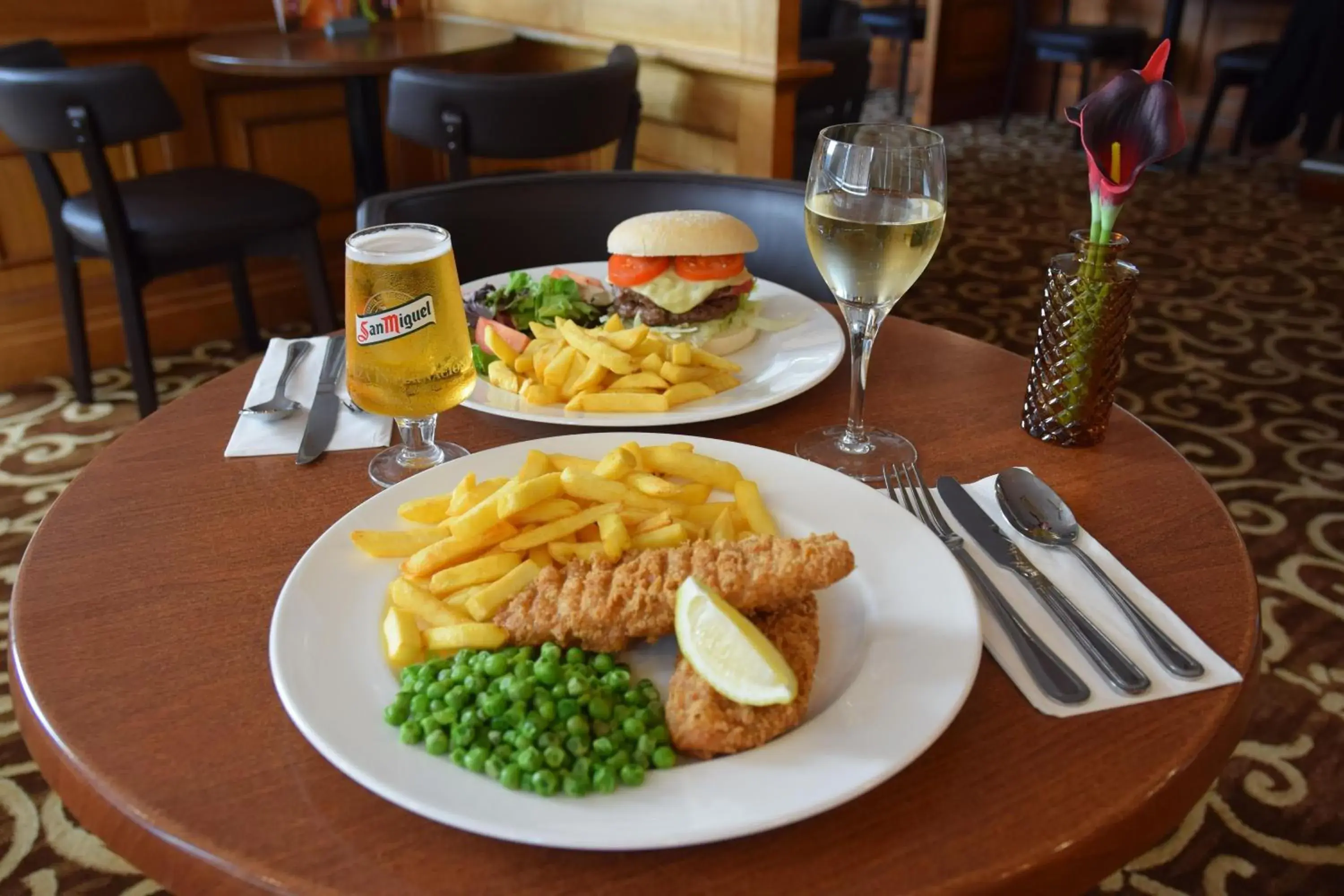 Food in Russ Hill Hotel Food in Russ Hill Hotel