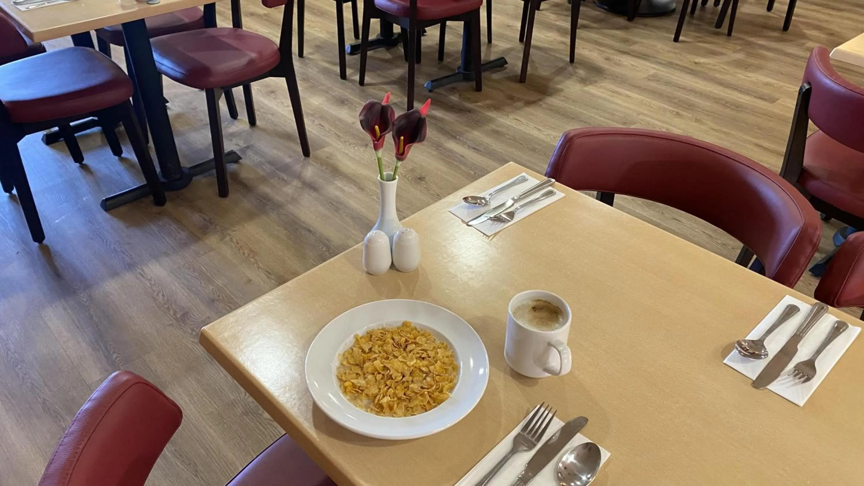 Breakfast in Russ Hill Hotel