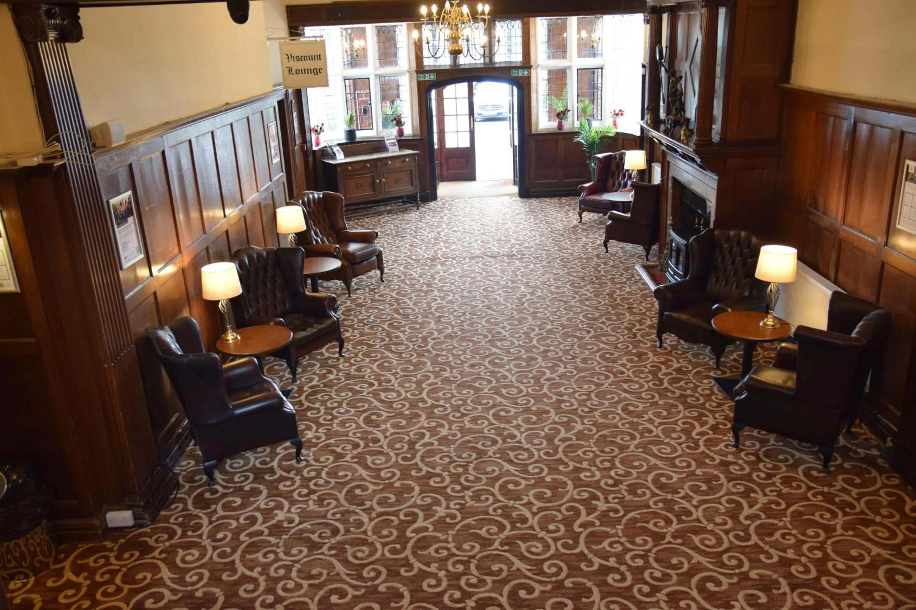 Lobby or reception in Russ Hill Hotel