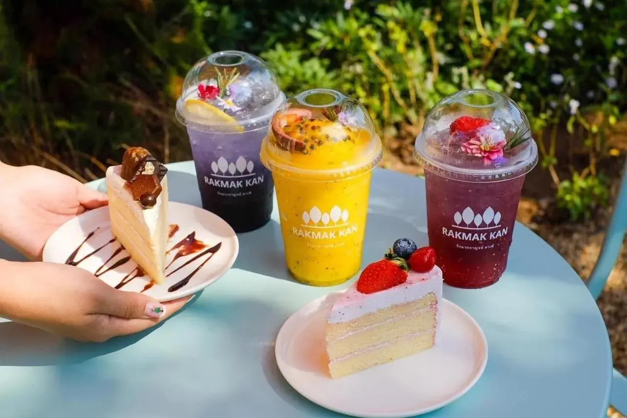 Food and drinks in Rakmak Kan Resort & Cafe Food and drinks in Rakmak Kan Resort & Cafe