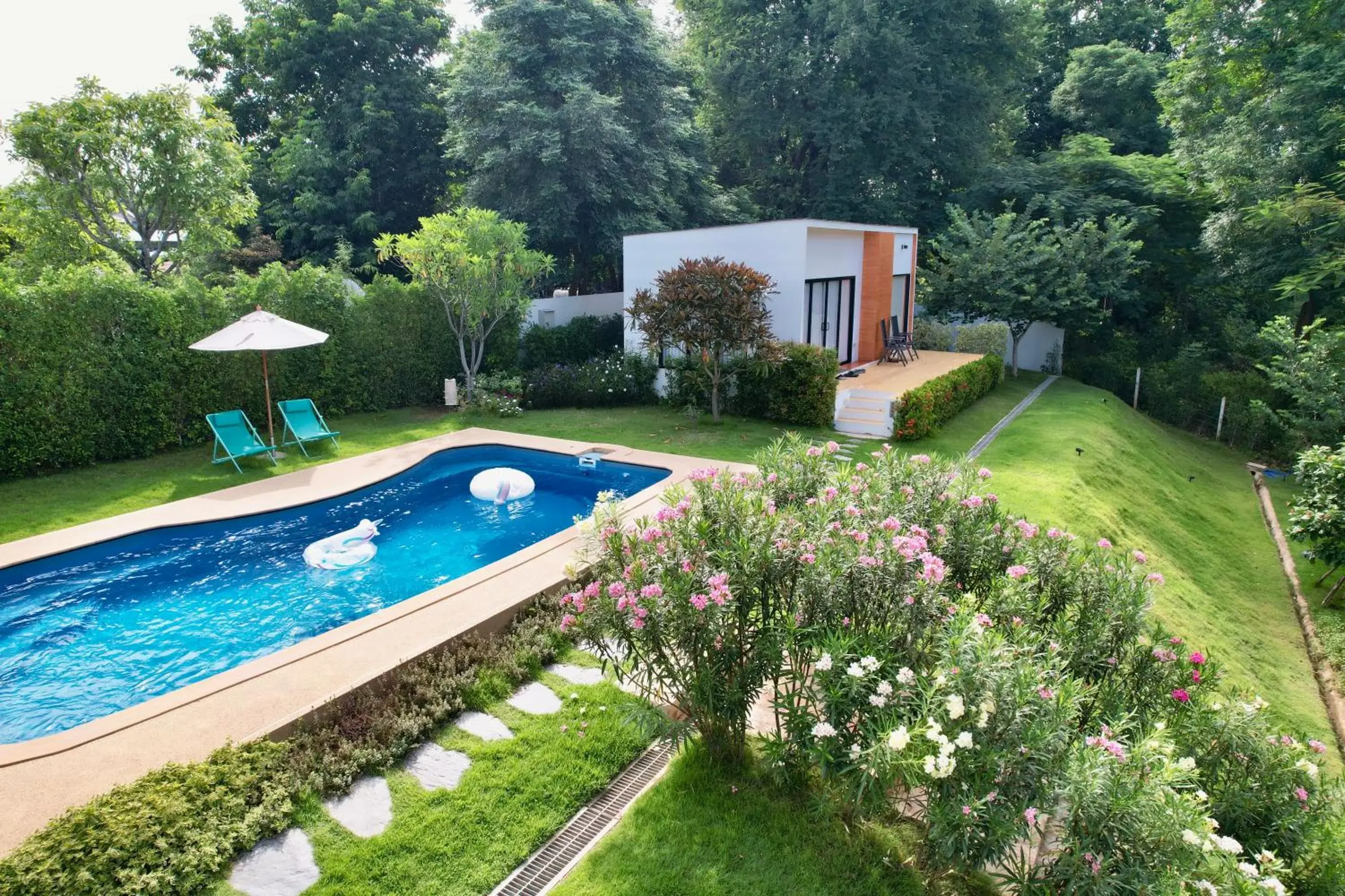 Swimming pool in Rakmak Kan Resort & Cafe Swimming pool in Rakmak Kan Resort & Cafe