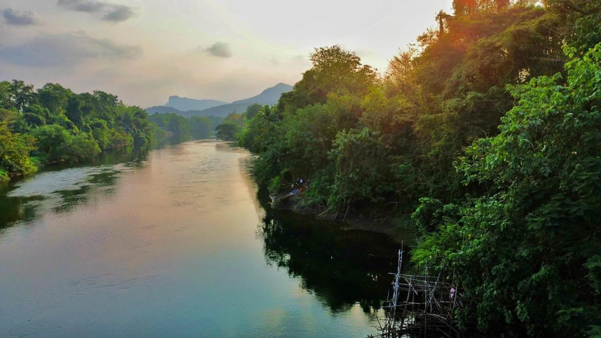 River view in Rakmak Kan Resort & Cafe