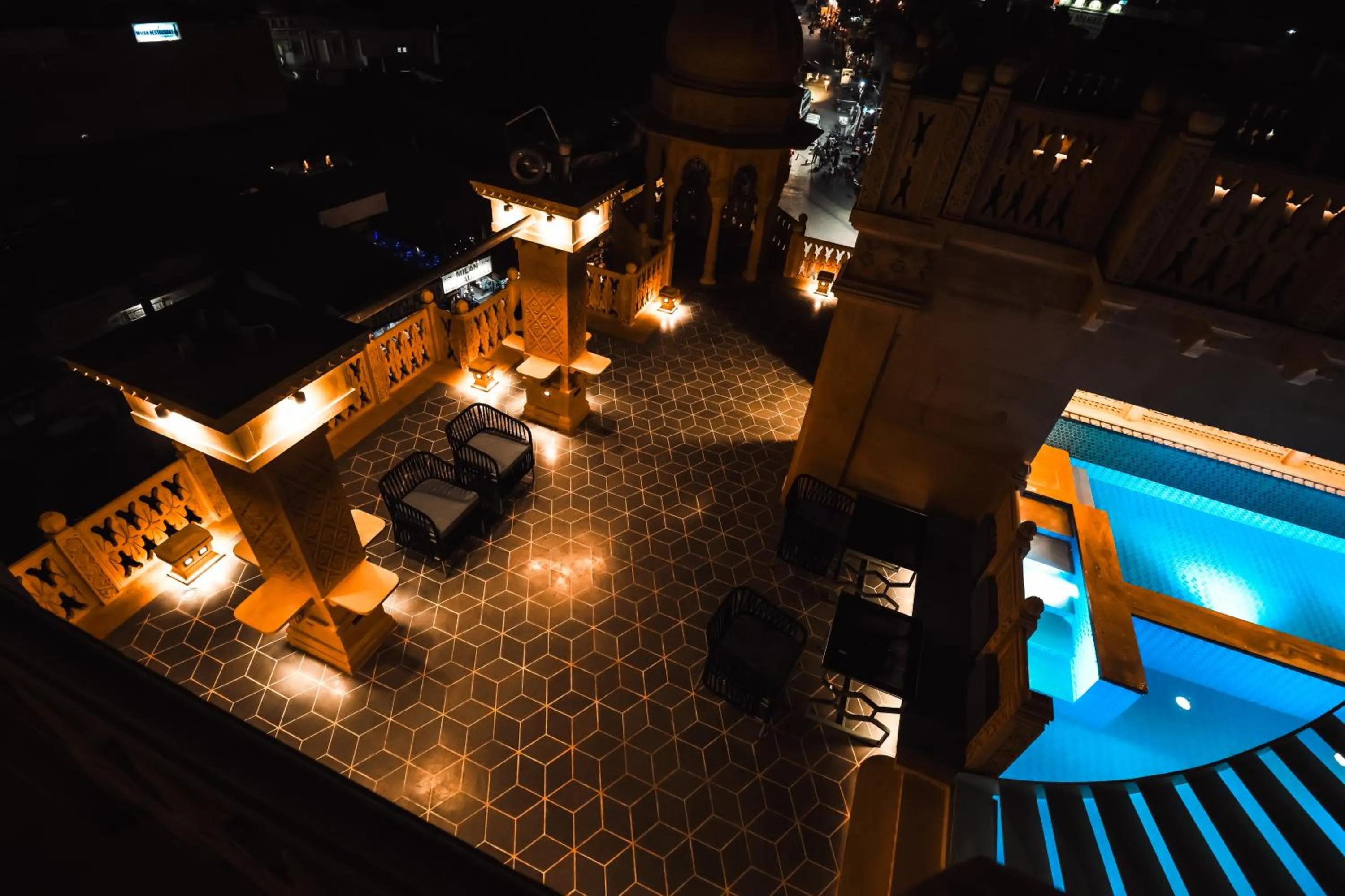 Night in Guulab Haveli - Opp Fort