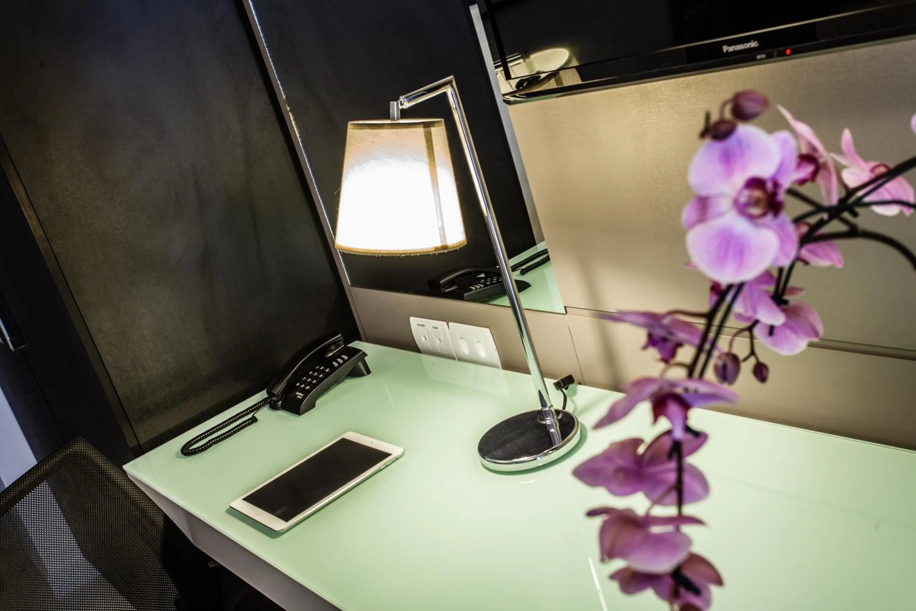 Decorative detail in Blue Tree Towers Bauru