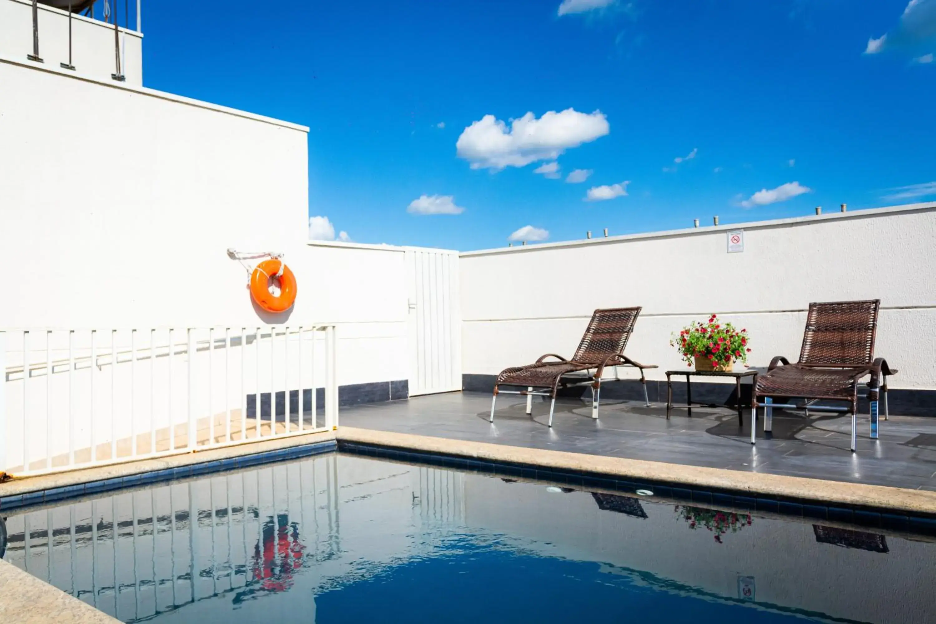 Swimming pool in Blue Tree Towers Bauru Swimming pool in Blue Tree Towers Bauru