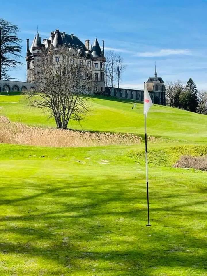 Golfcourse in Château de Bournel