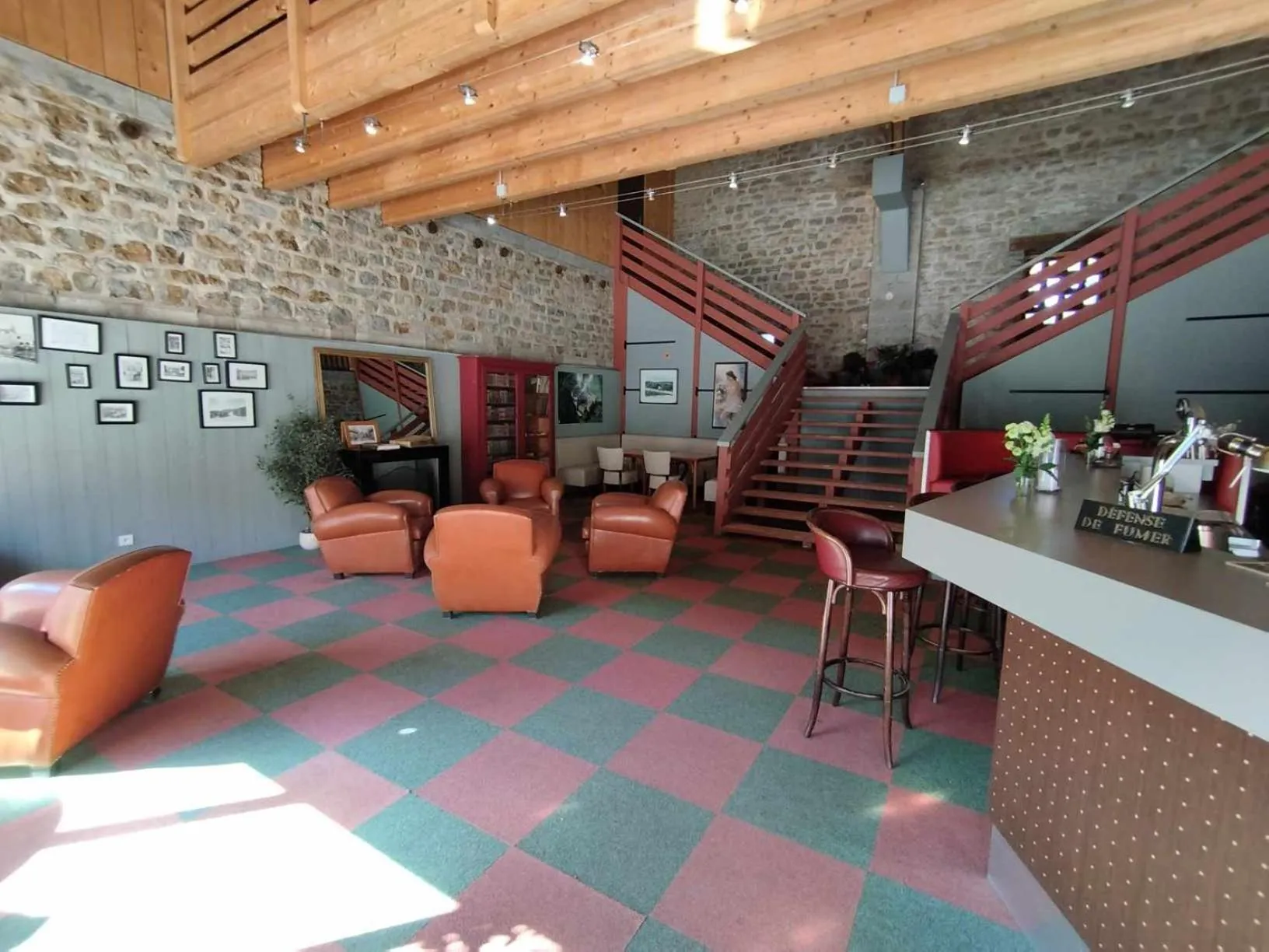 Restaurant/places to eat in Château de Bournel