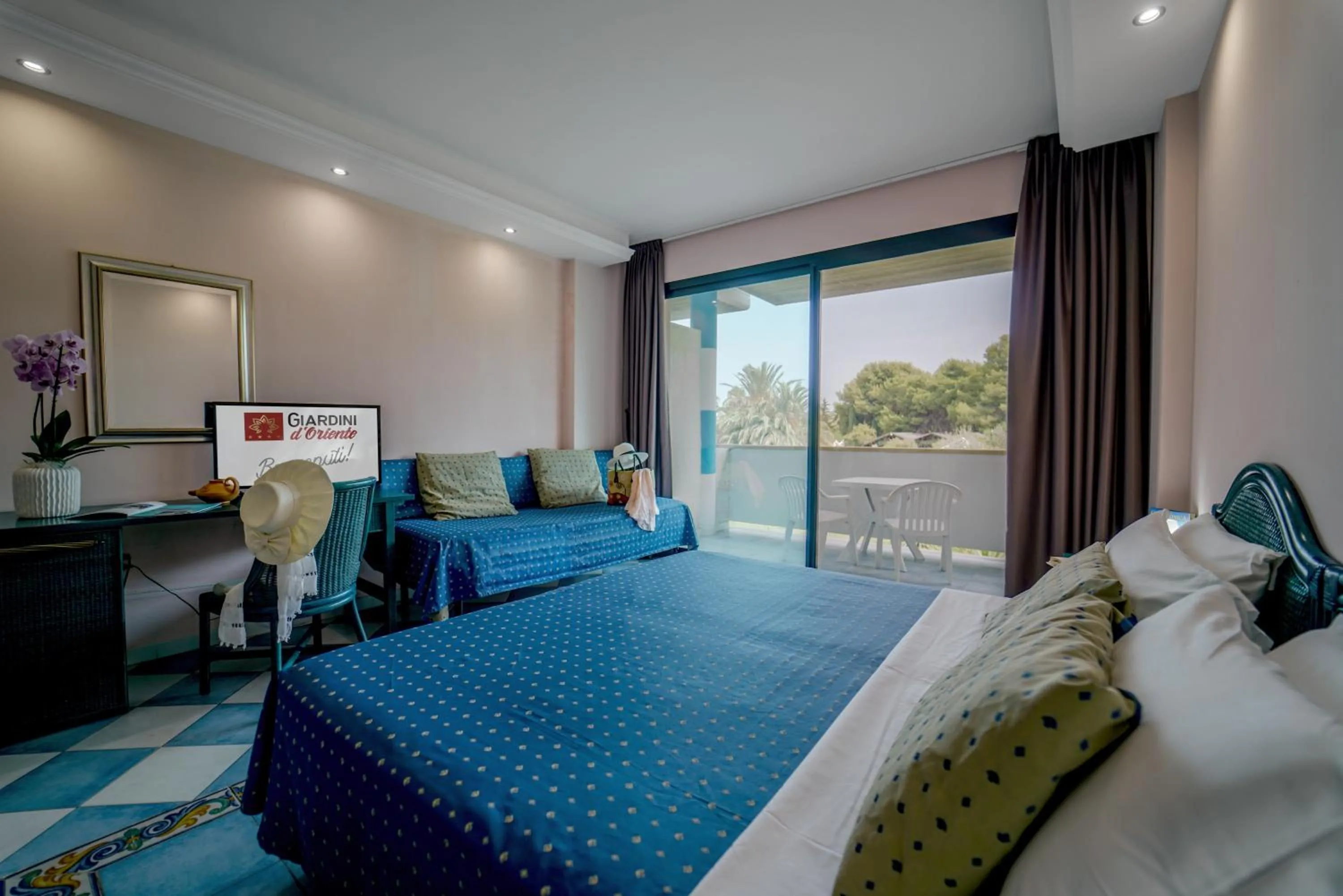 Photo of the whole room, Bed in Villaggio Giardini D'Oriente