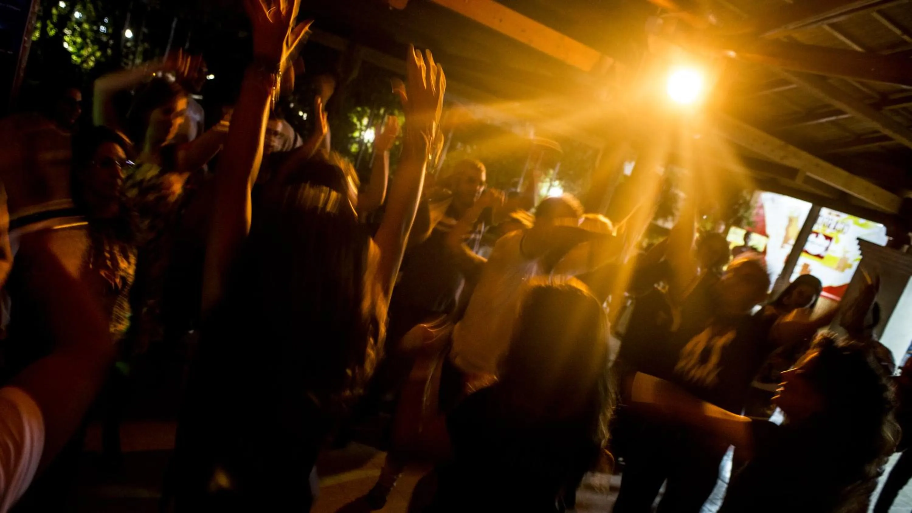 Nightclub / DJ in Villaggio Giardini D'Oriente