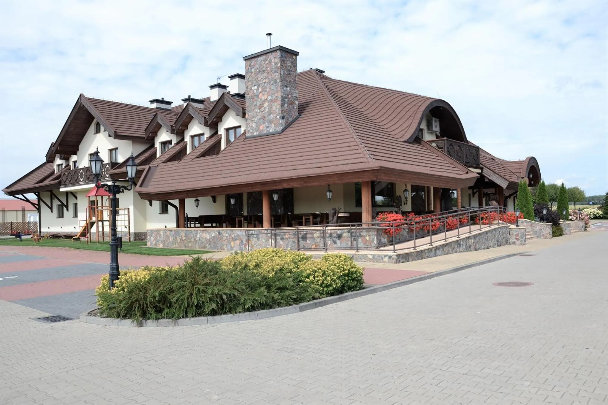 Property building in Zajazd Sebory