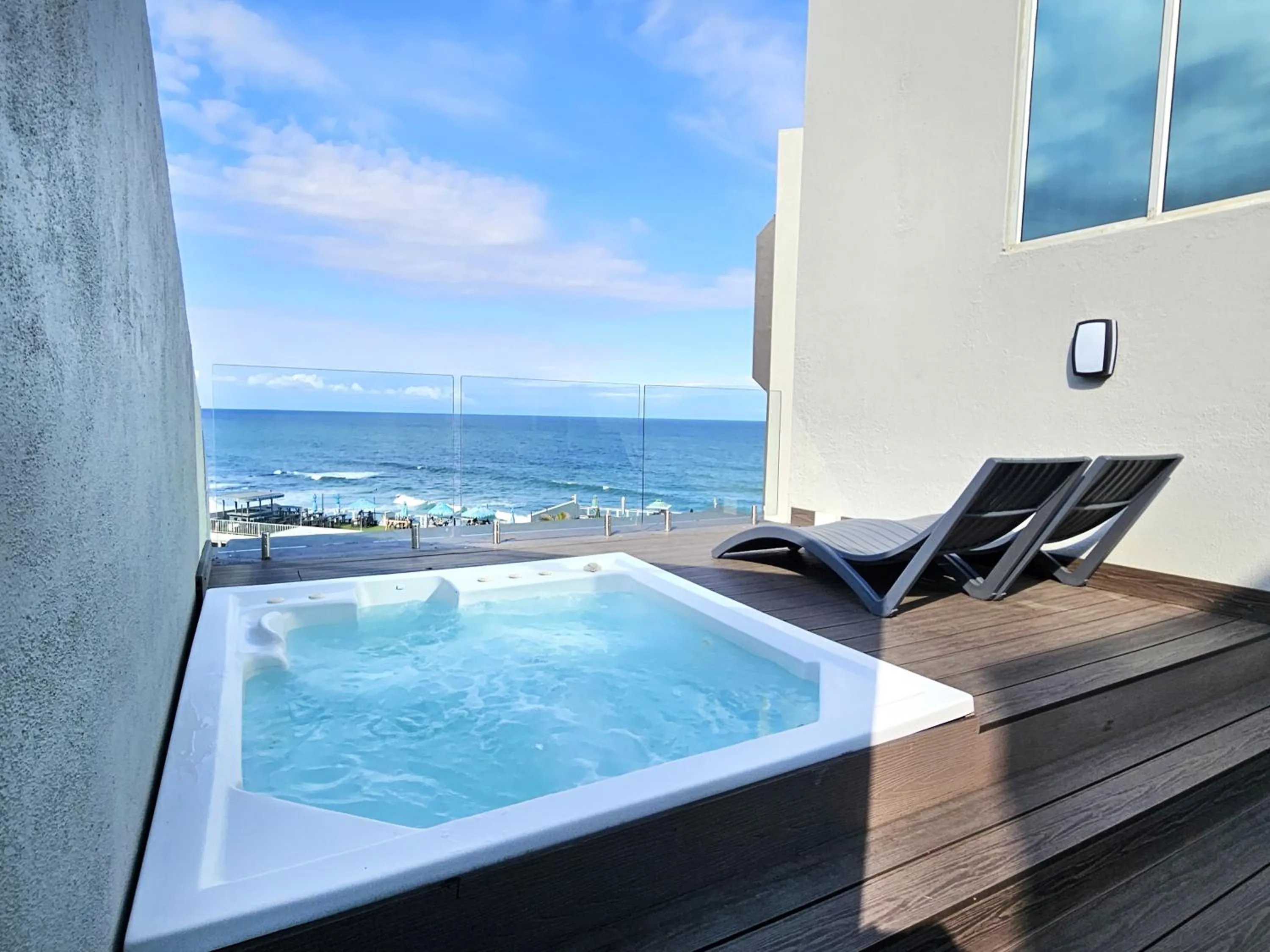 Hot Tub in First Group La Montagne