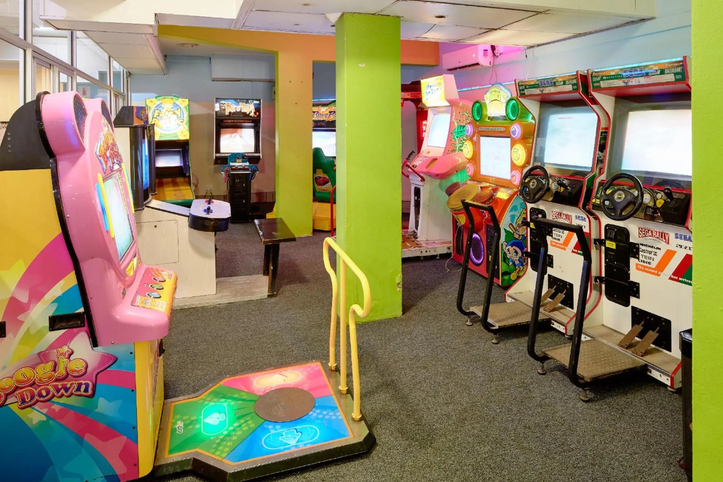 Game Room in First Group La Montagne