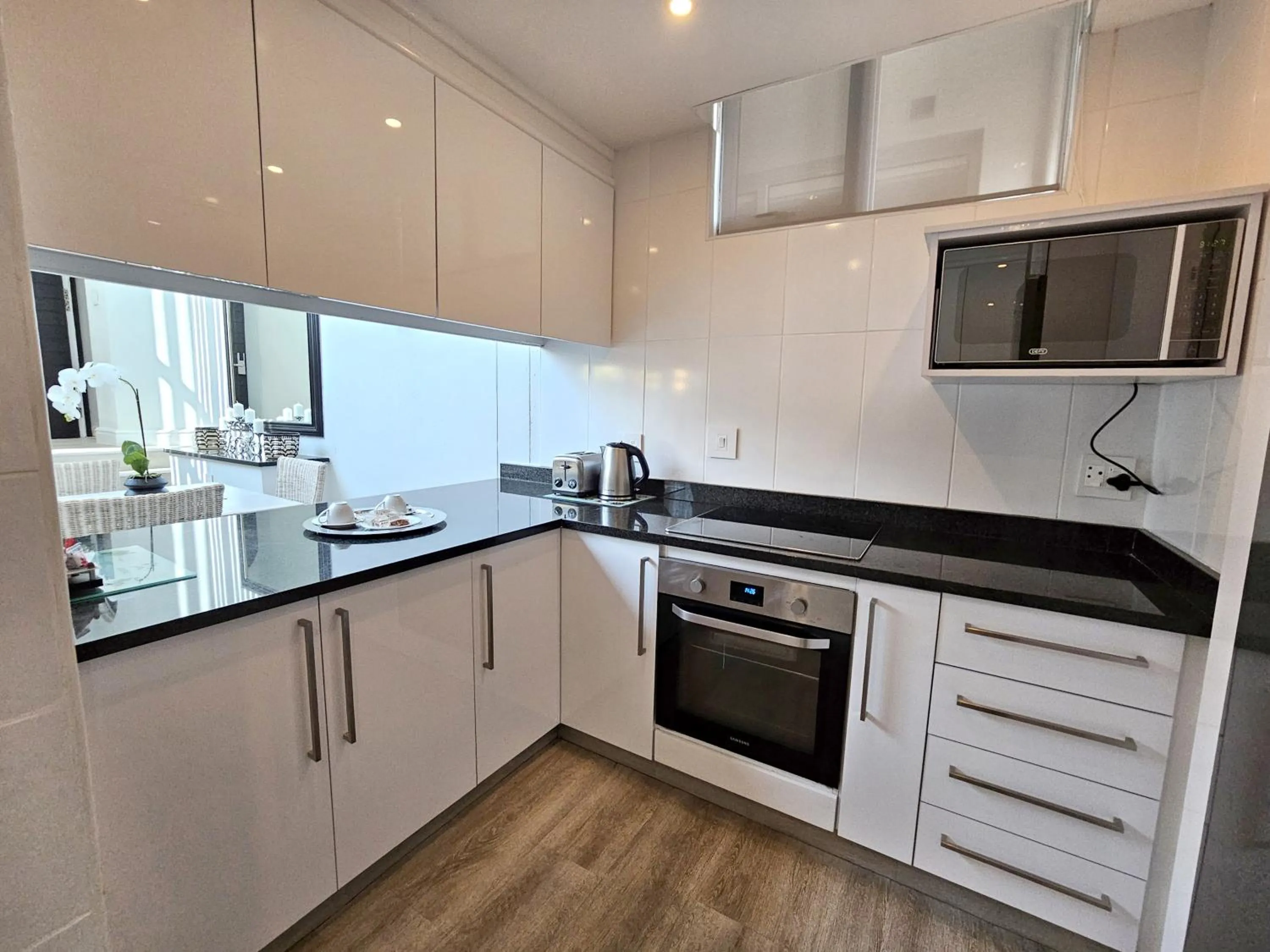 Kitchen or kitchenette in First Group La Montagne