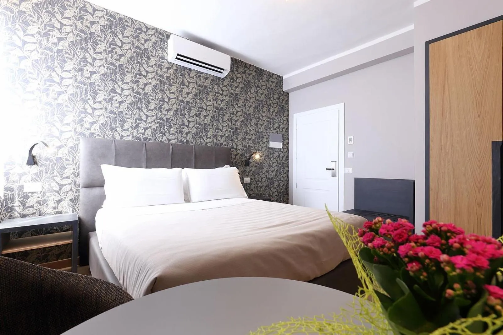 Photo of the whole room, Bed in Residenza D'Epoca Al Numero 8