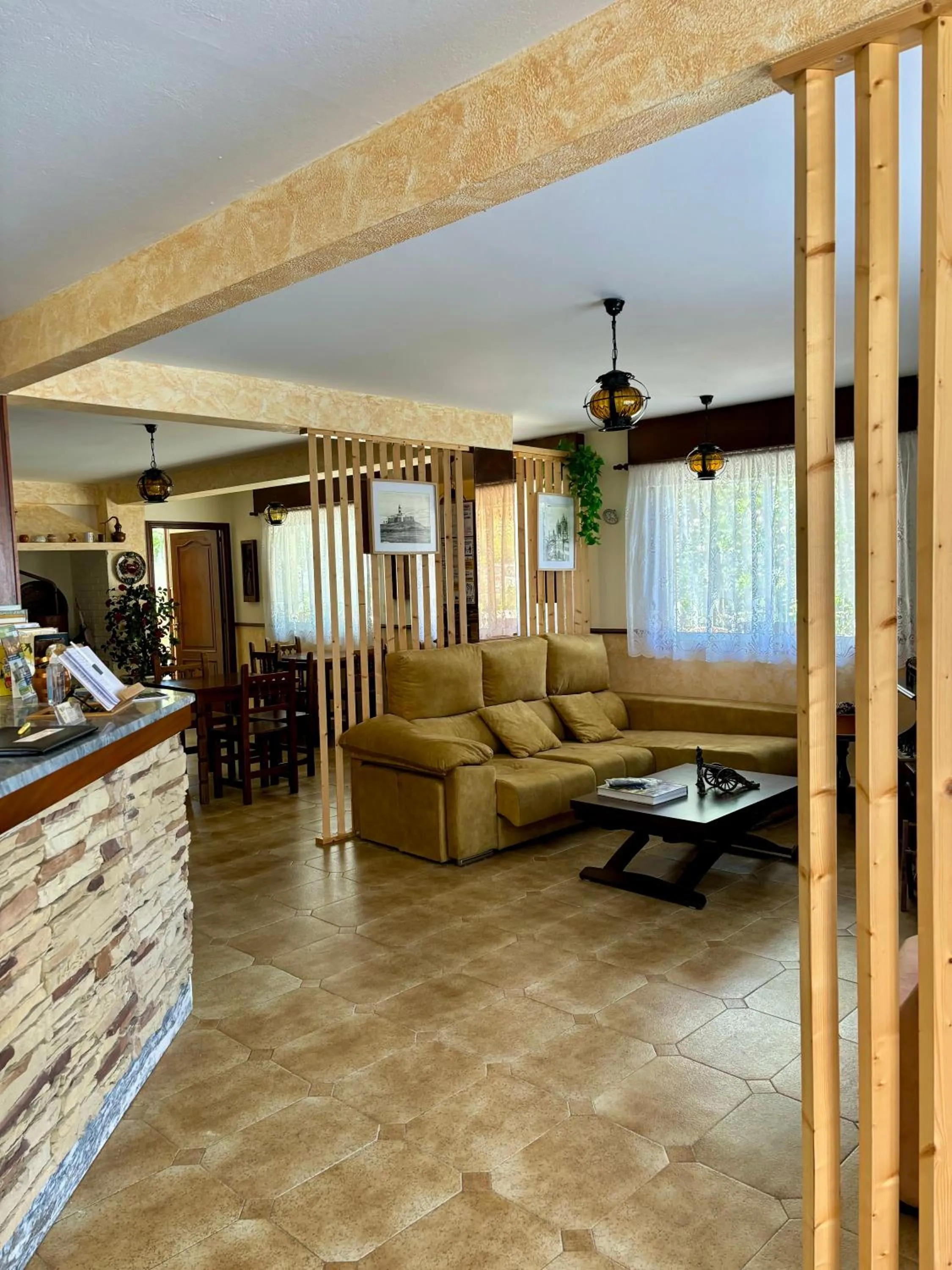 Communal lounge/ TV room in Hotel Vasco Da Gama