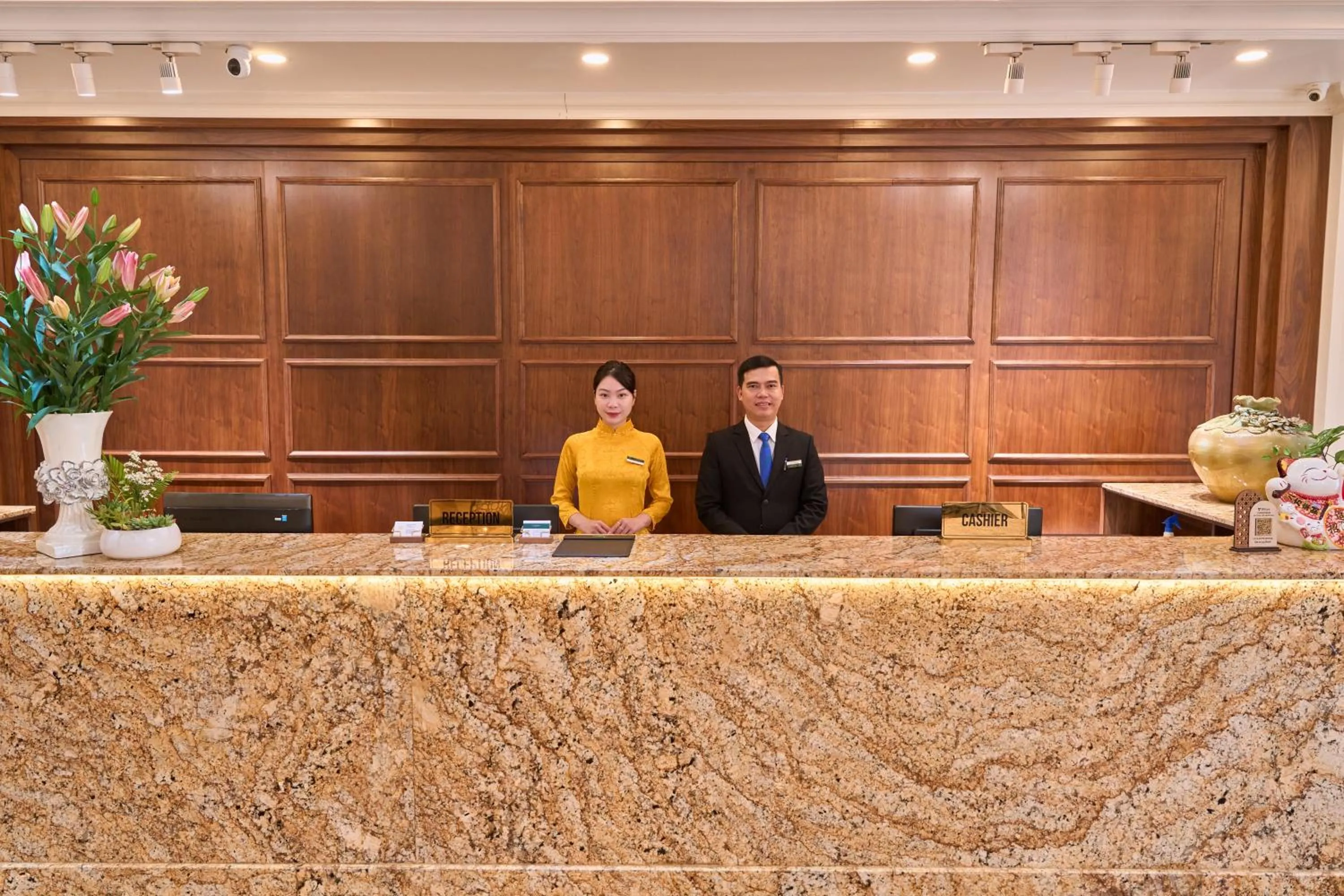 Lobby or reception in Le Haute Hotel Hai Phong