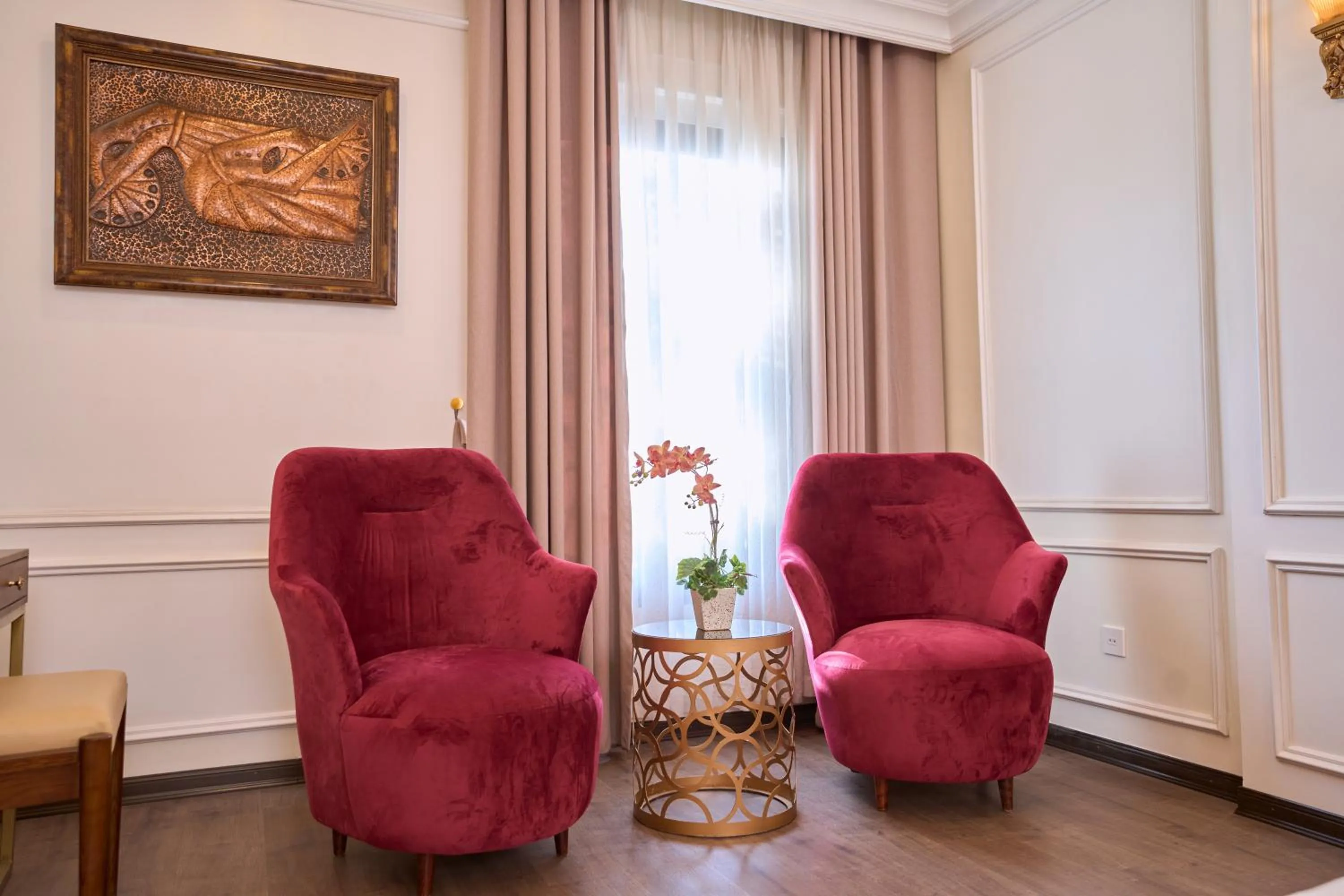 furniture in Le Haute Hotel Hai Phong