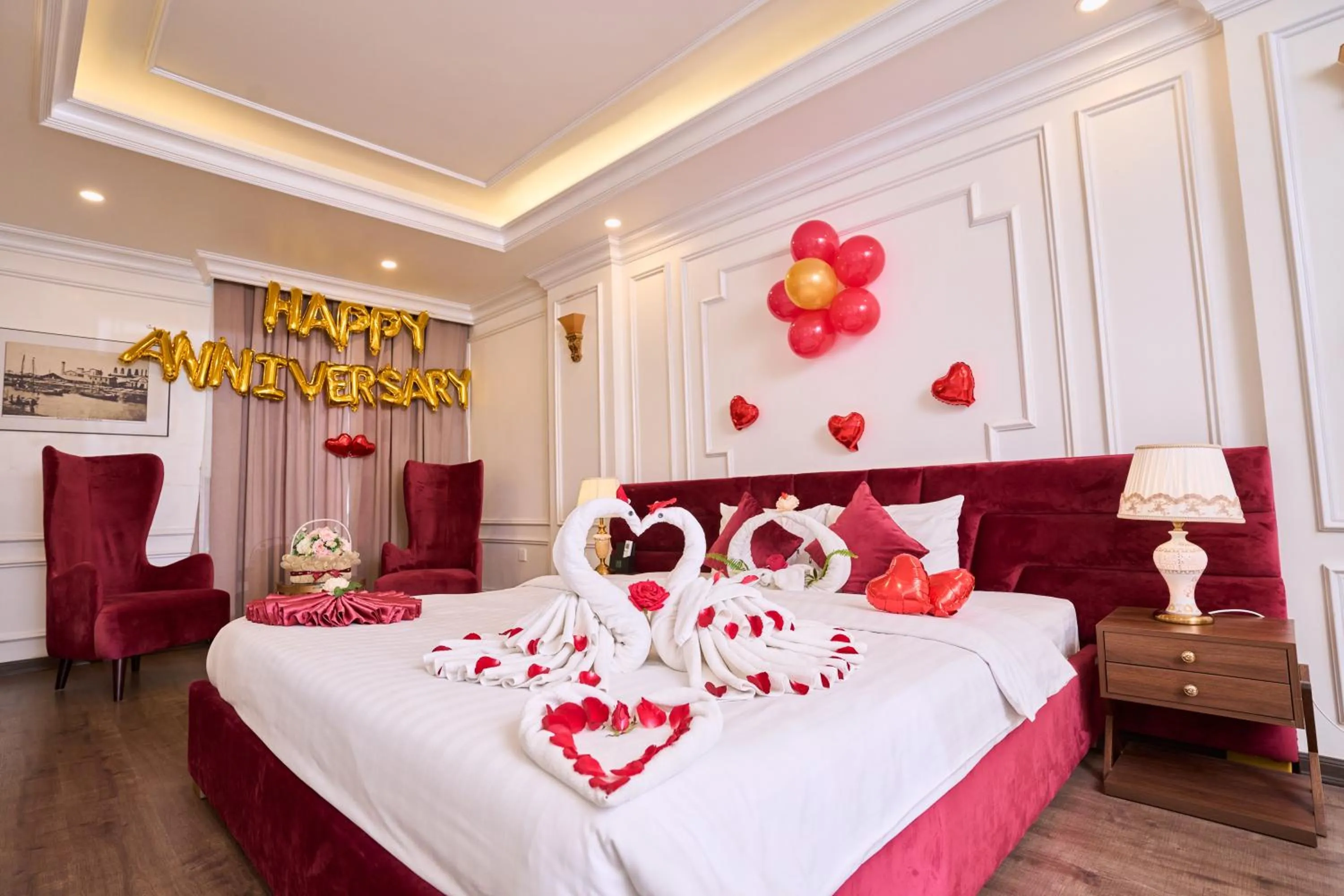 Decorative detail, Bed in Le Haute Hotel Hai Phong