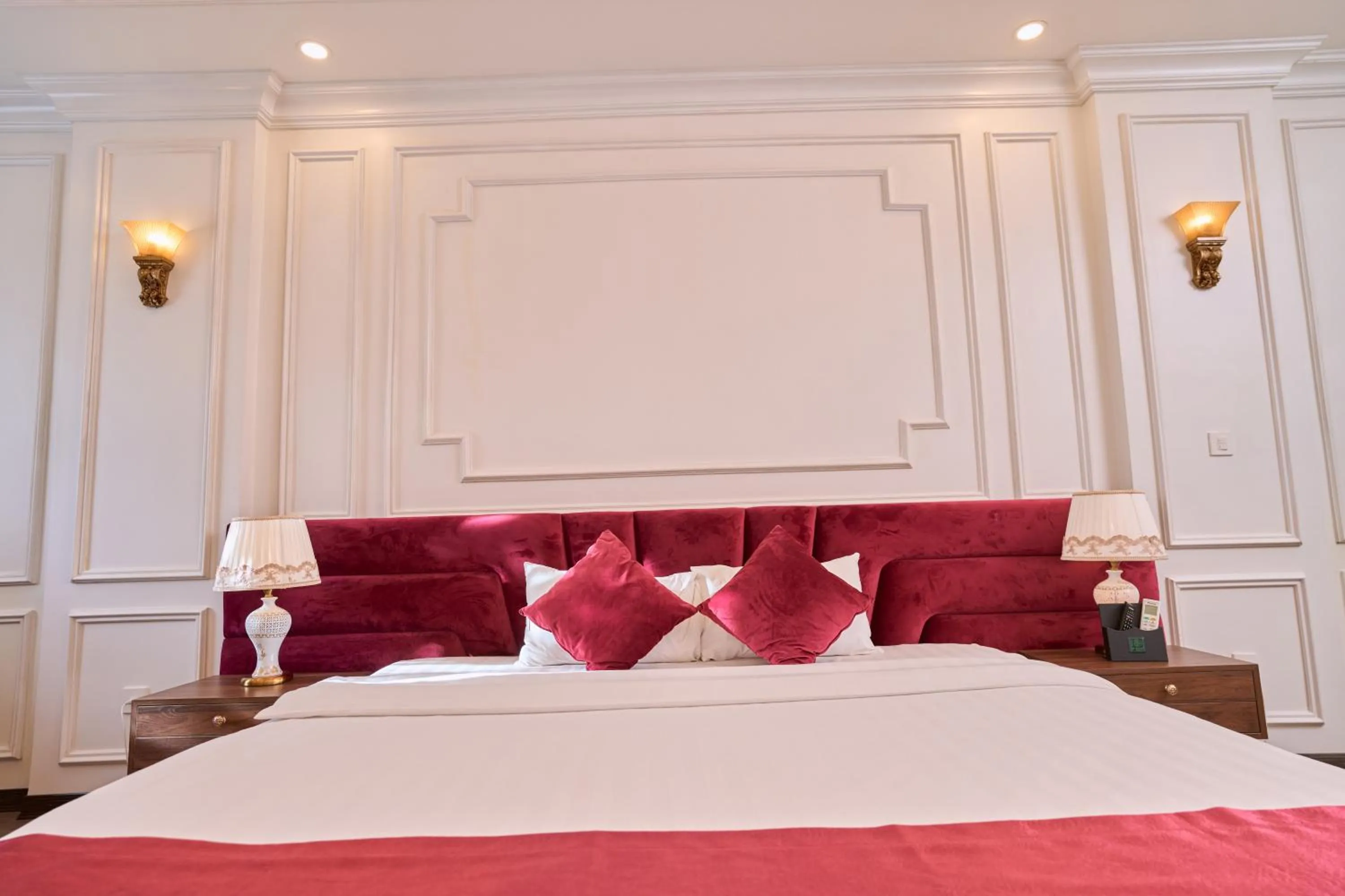 Bed in Le Haute Hotel Hai Phong