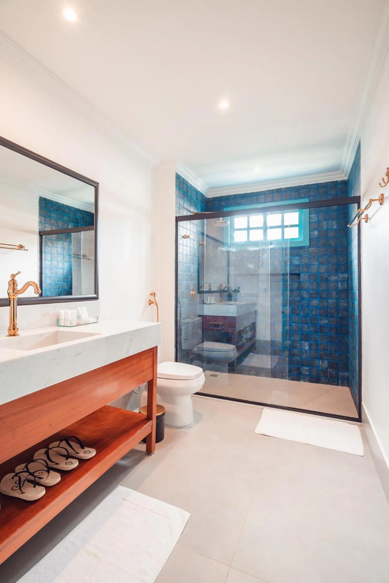 Bathroom in Villa dos Poetas
