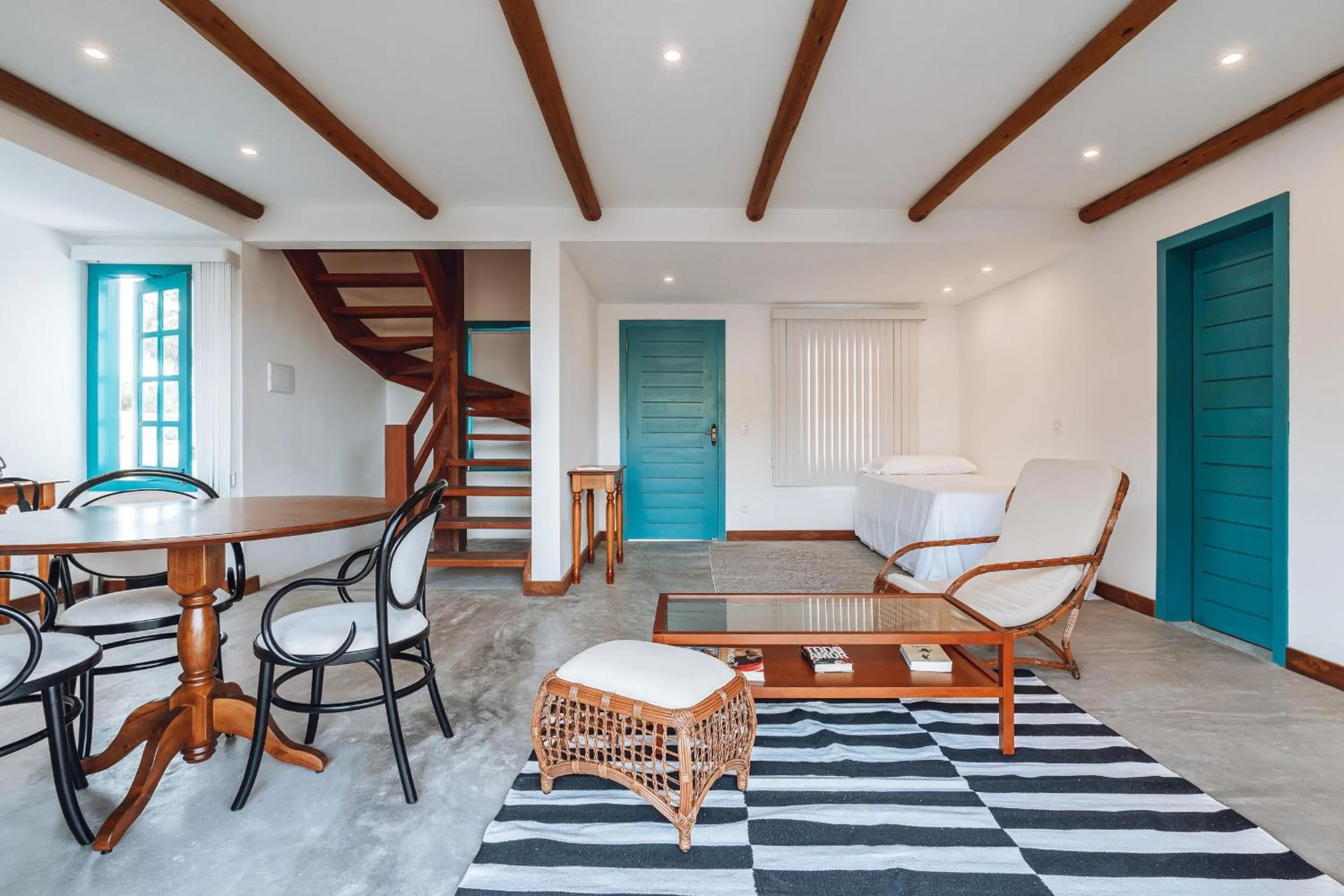 Property building in Villa dos Poetas