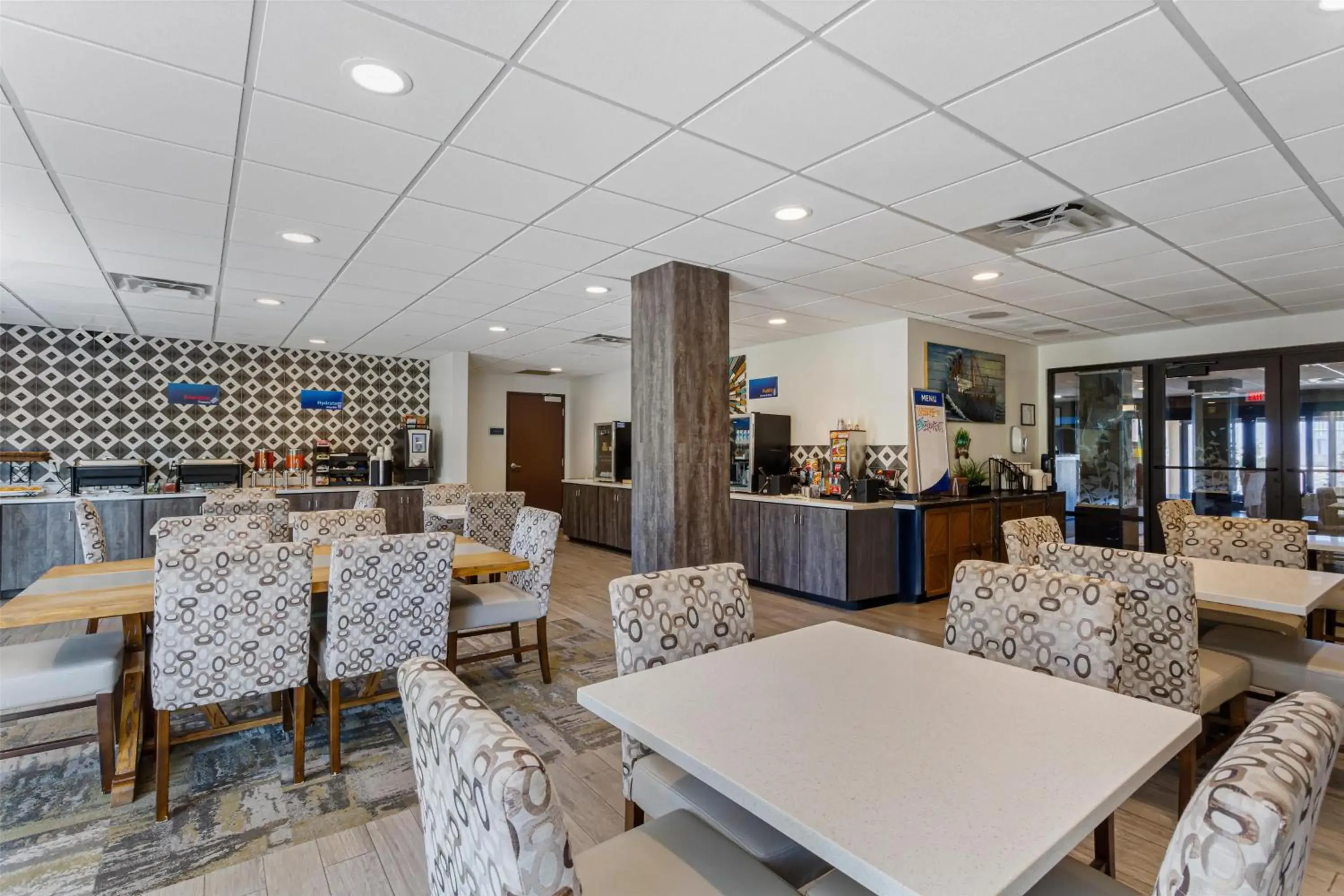 Breakfast in Best Western Duchesne Inn Breakfast in Best Western Duchesne Inn