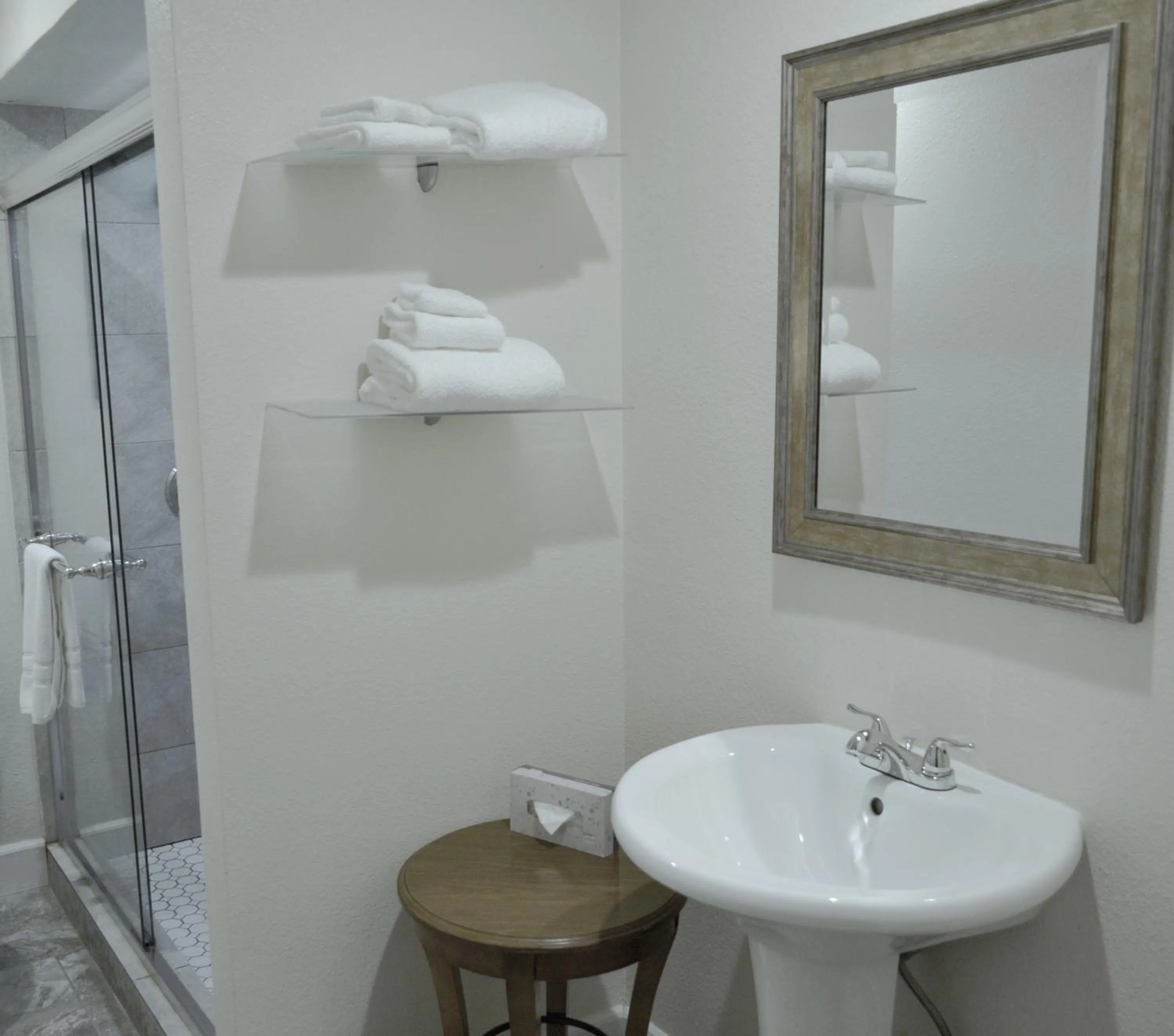 Bathroom in Motel 6 San Francisco, CA Great Highway