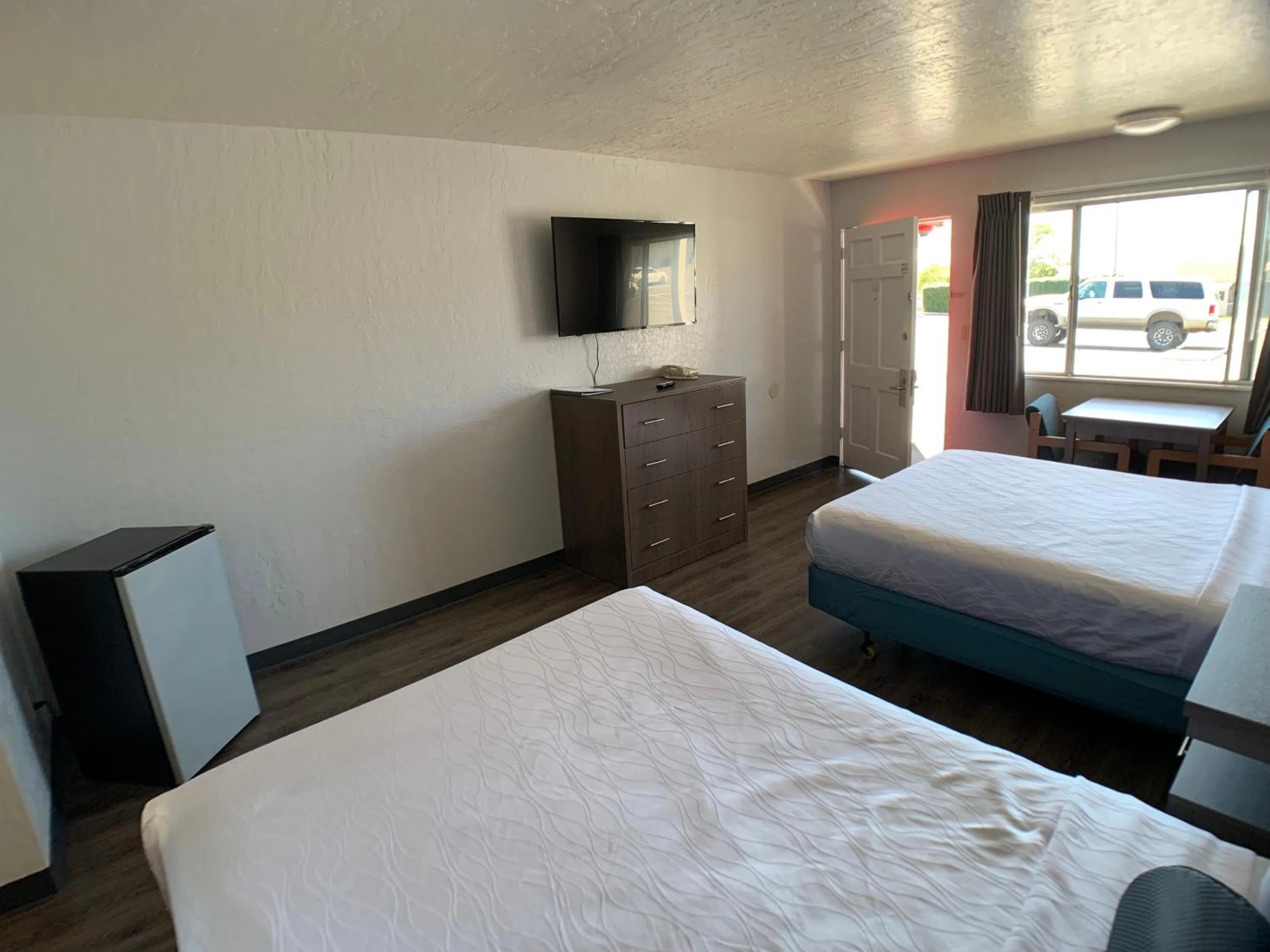 Bed in Brookings Inn Resort