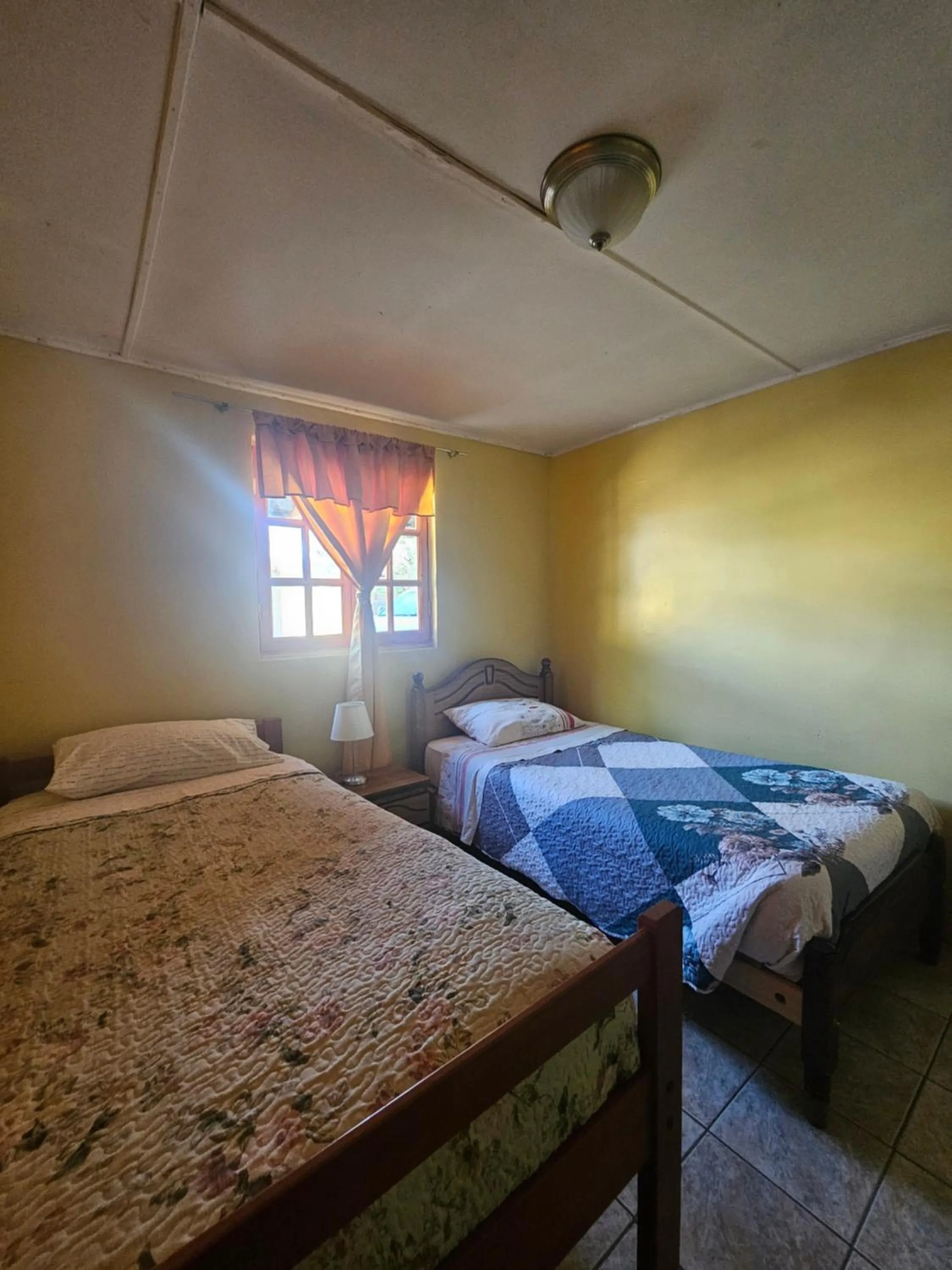 Bed in Hostal Casa los Duendes