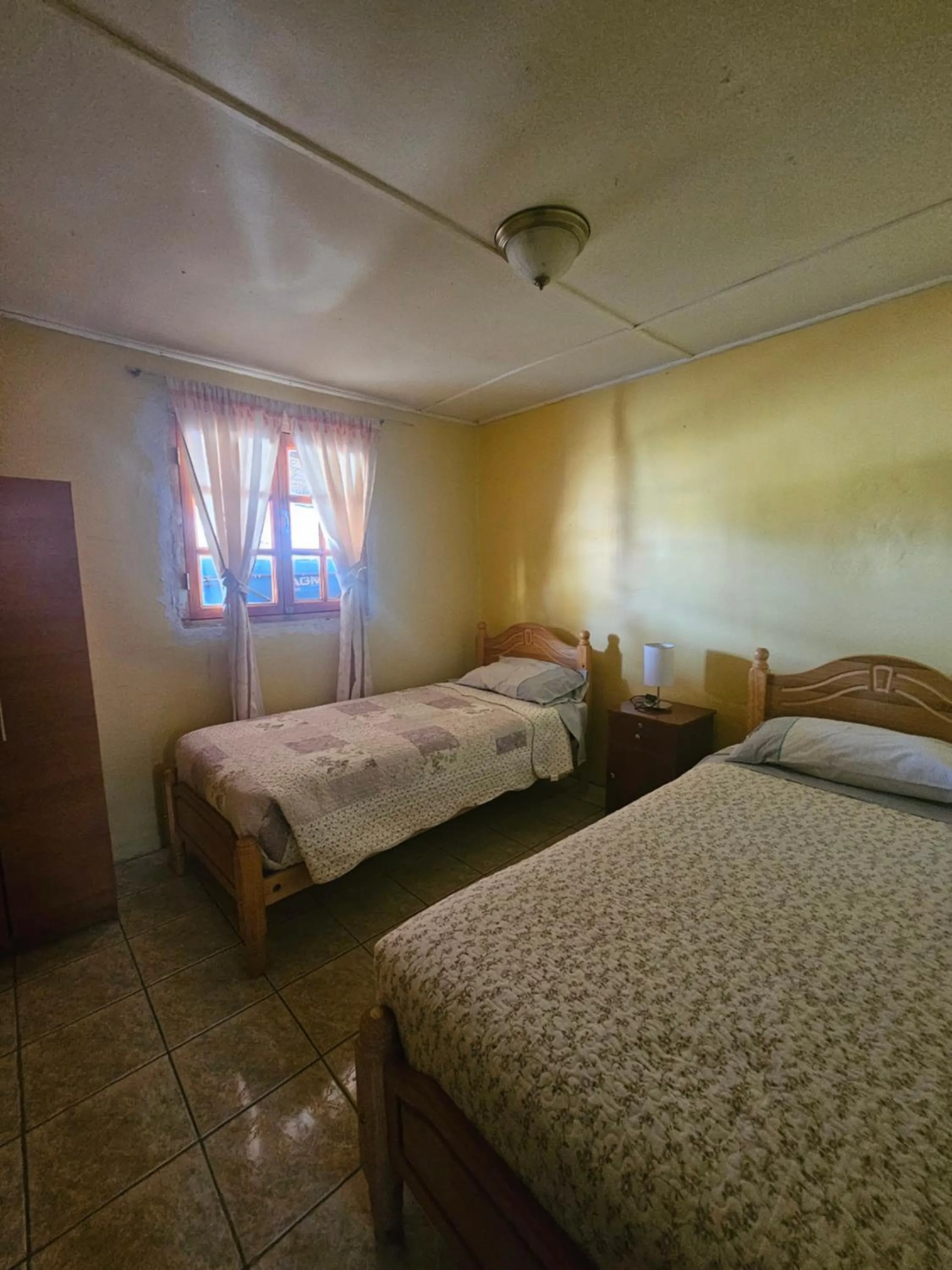 Bed in Hostal Casa los Duendes