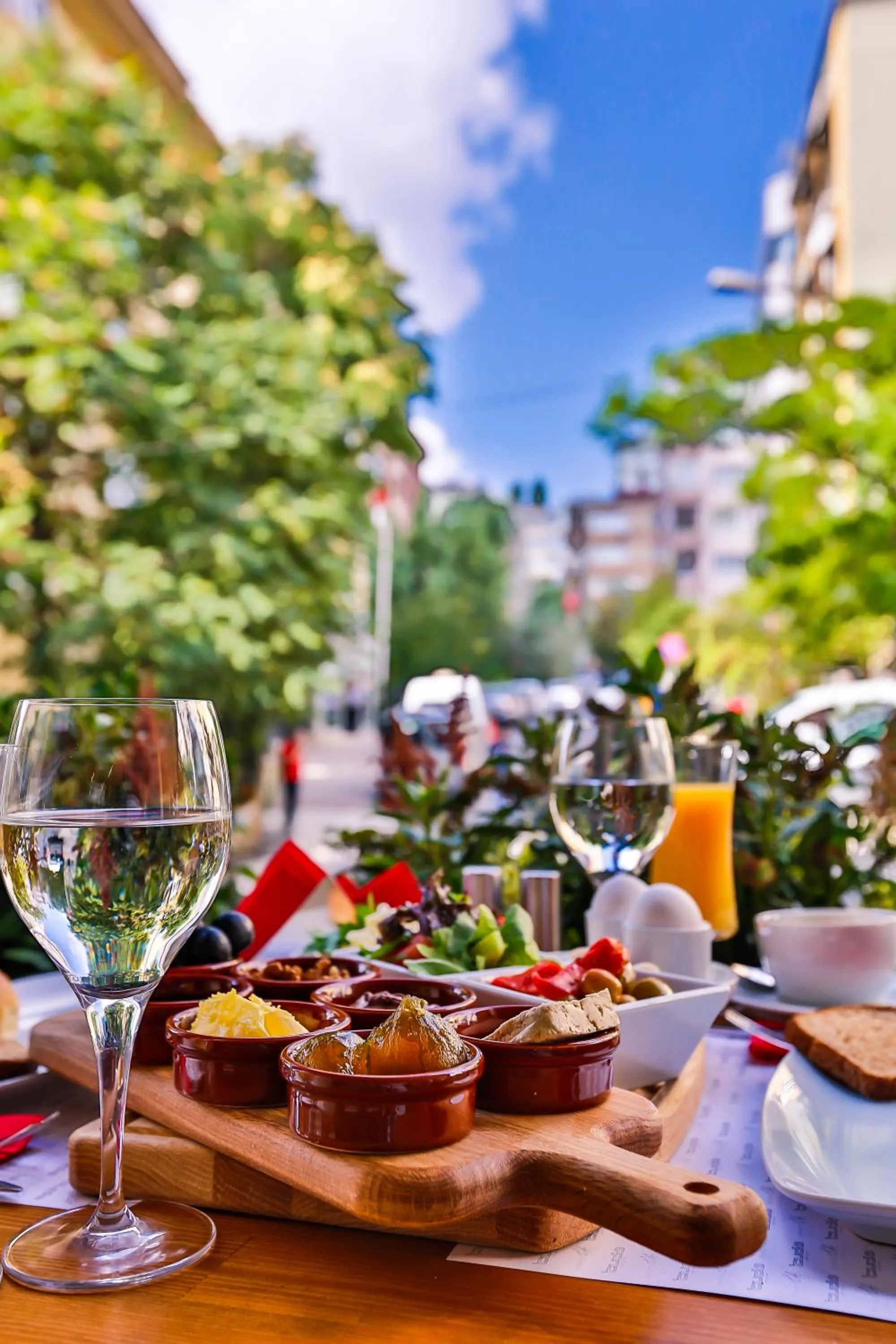 Breakfast in Business Life Hotel & Spa Şişli