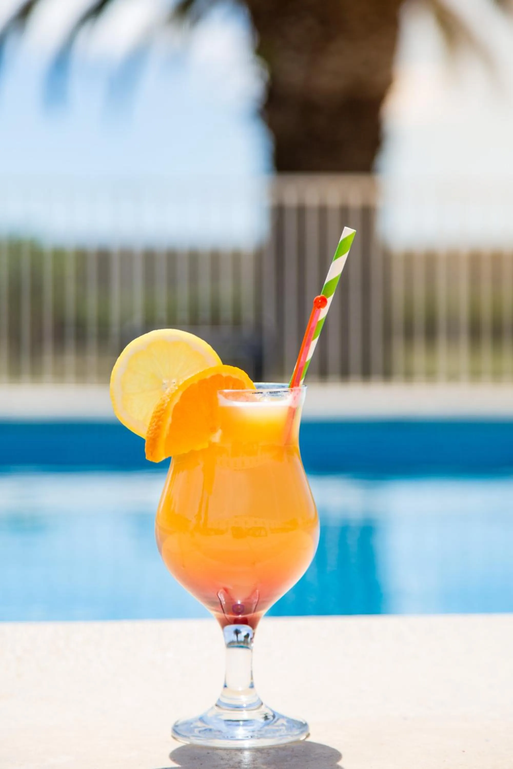 Lounge or bar in ibis Perpignan Nord Rivesaltes