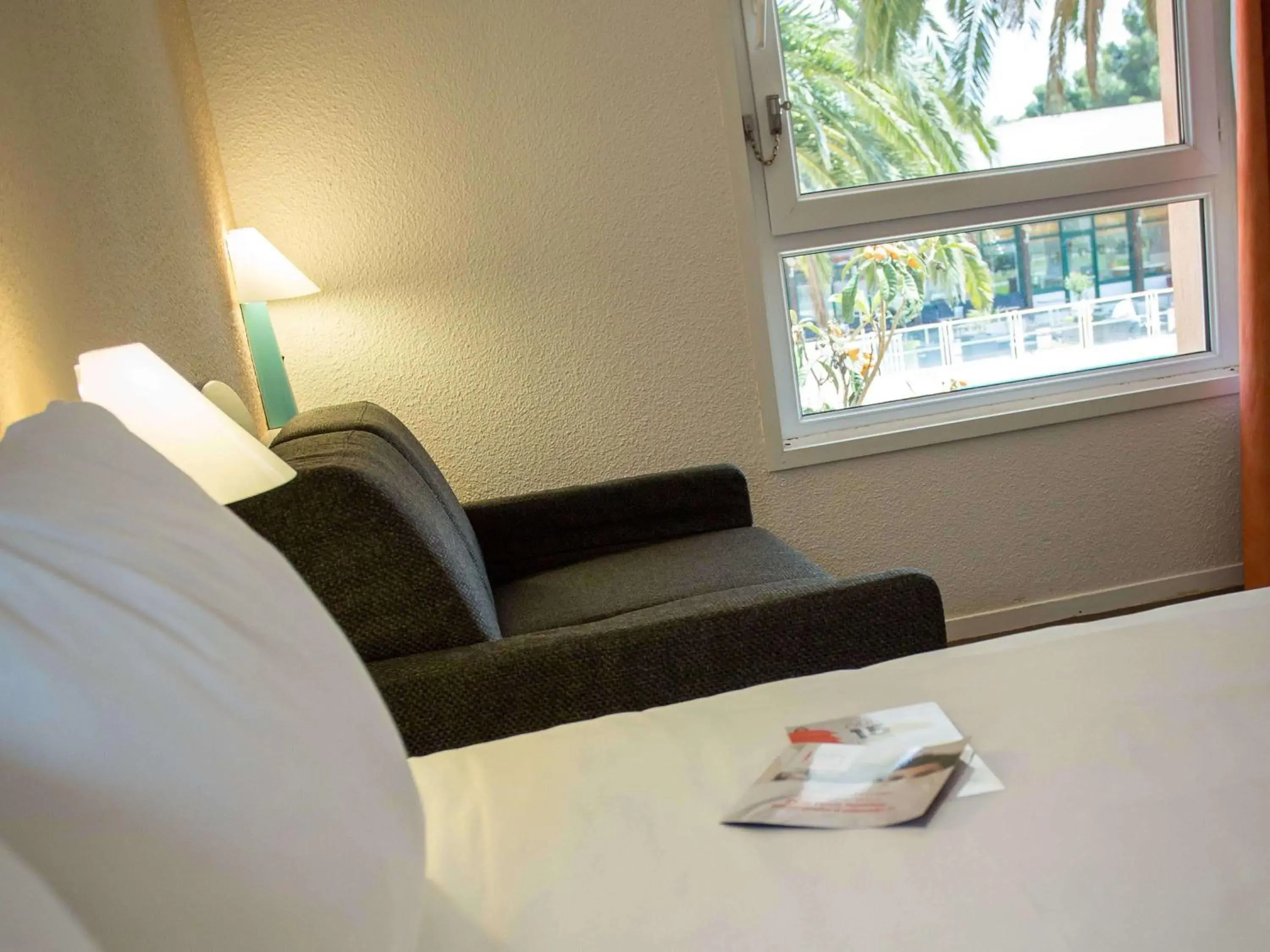 Photo of the whole room, Bed in ibis Perpignan Nord Rivesaltes Photo of the whole room, Bed in ibis Perpignan Nord Rivesaltes