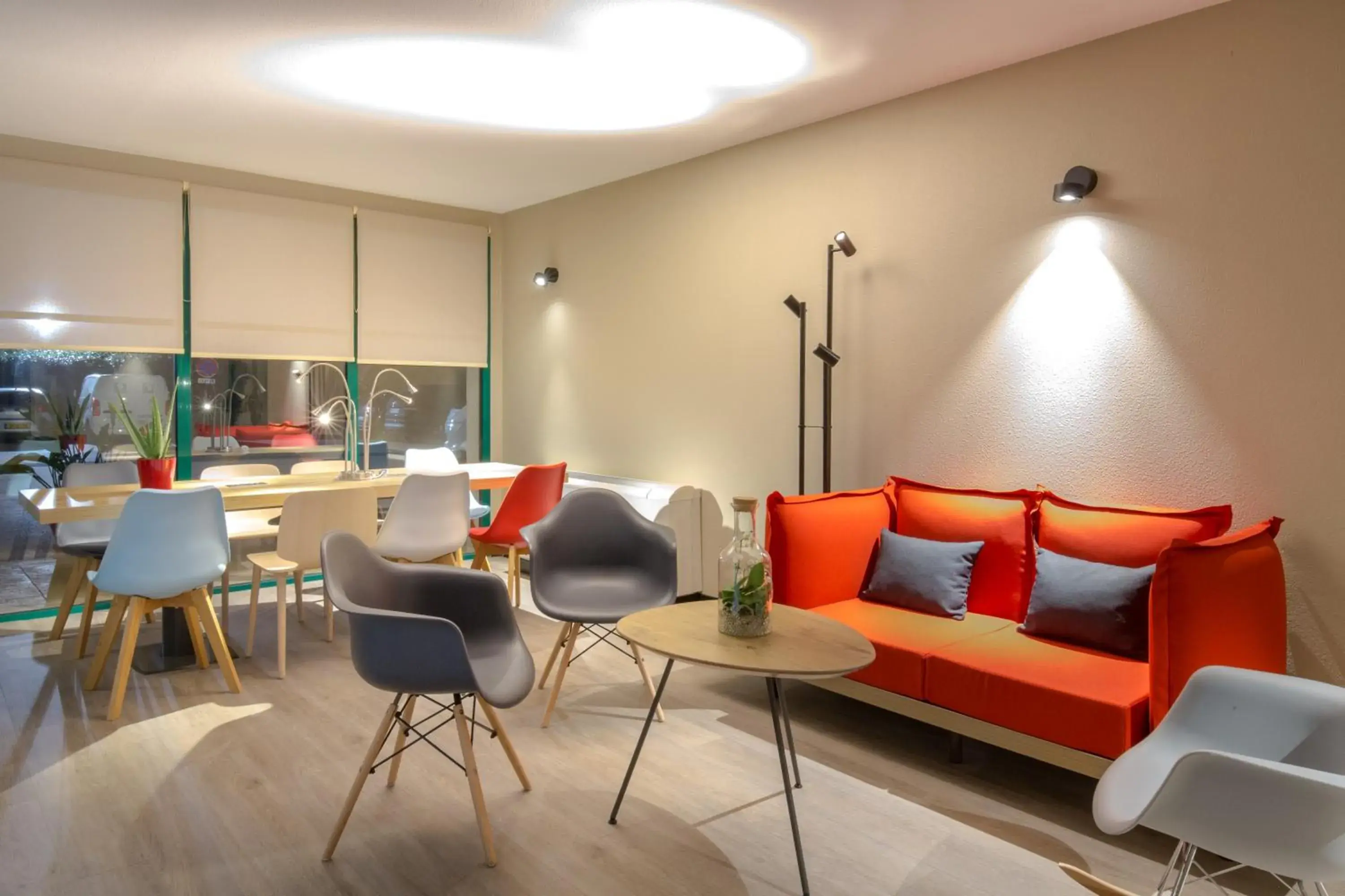 Living room in ibis Perpignan Nord Rivesaltes Living room in ibis Perpignan Nord Rivesaltes