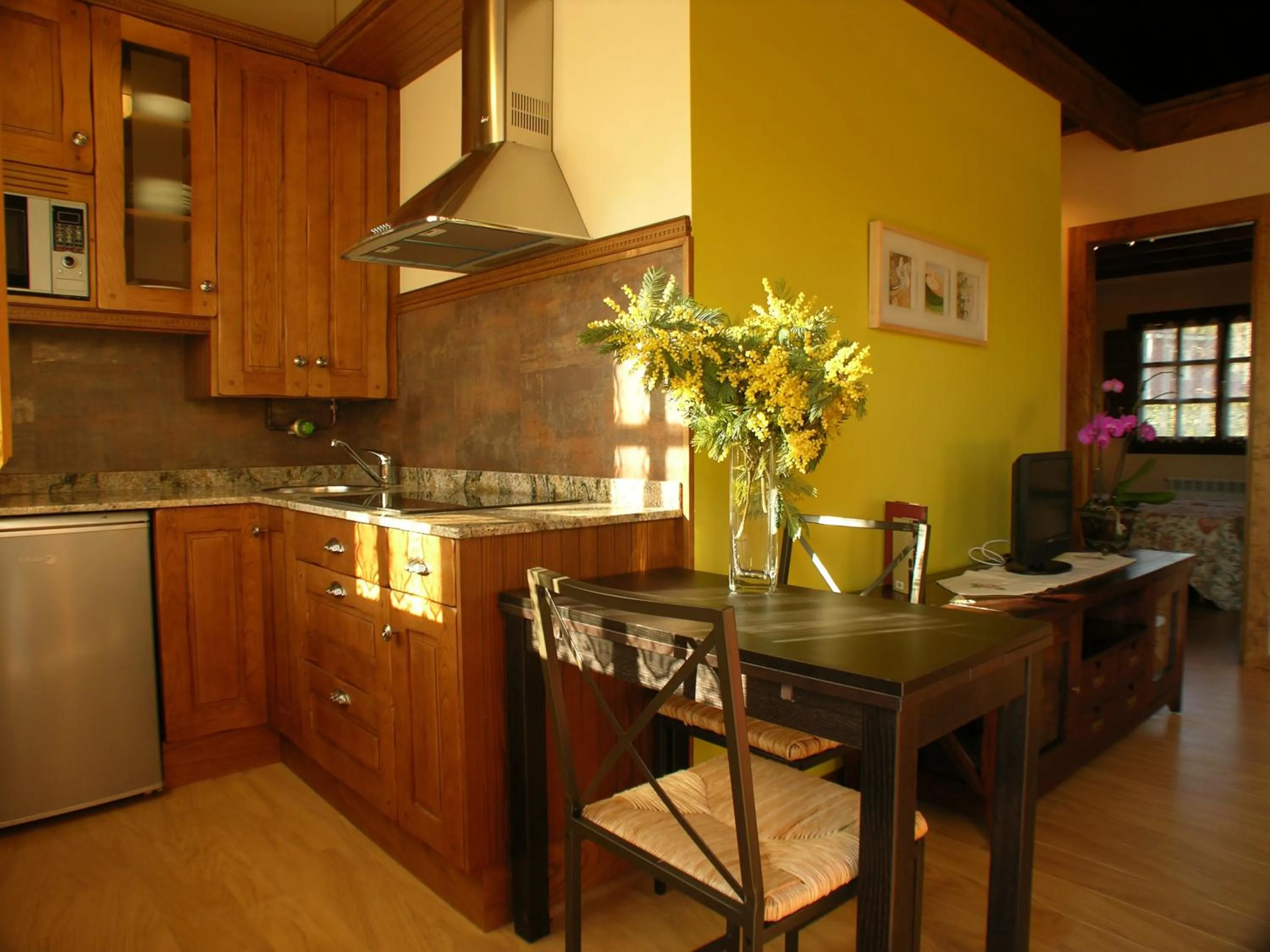 Kitchen or kitchenette in Hotelapartamentos Torres