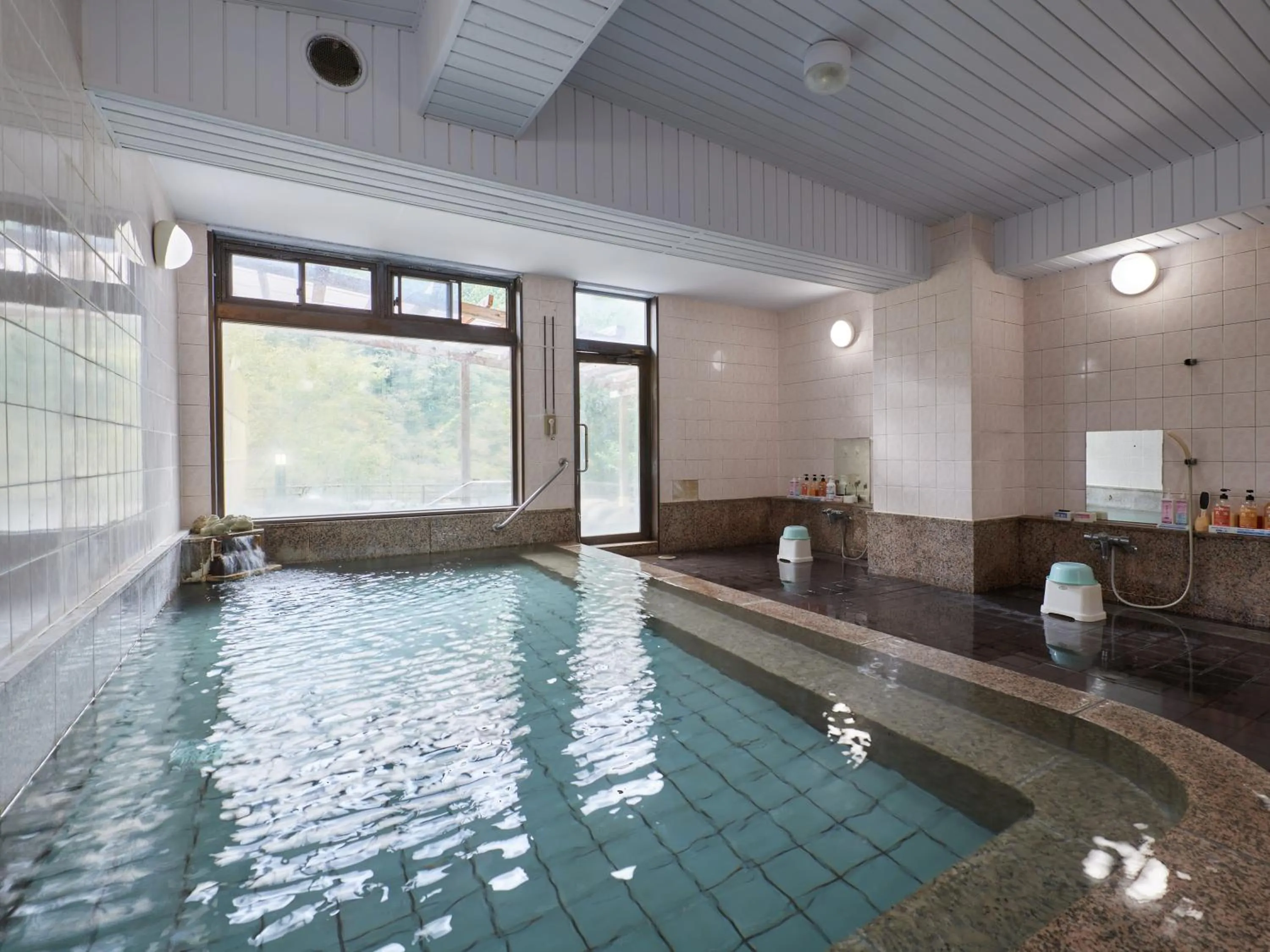 Public Bath in Nikkokinugawa Onsen Kiyomizu no Yado