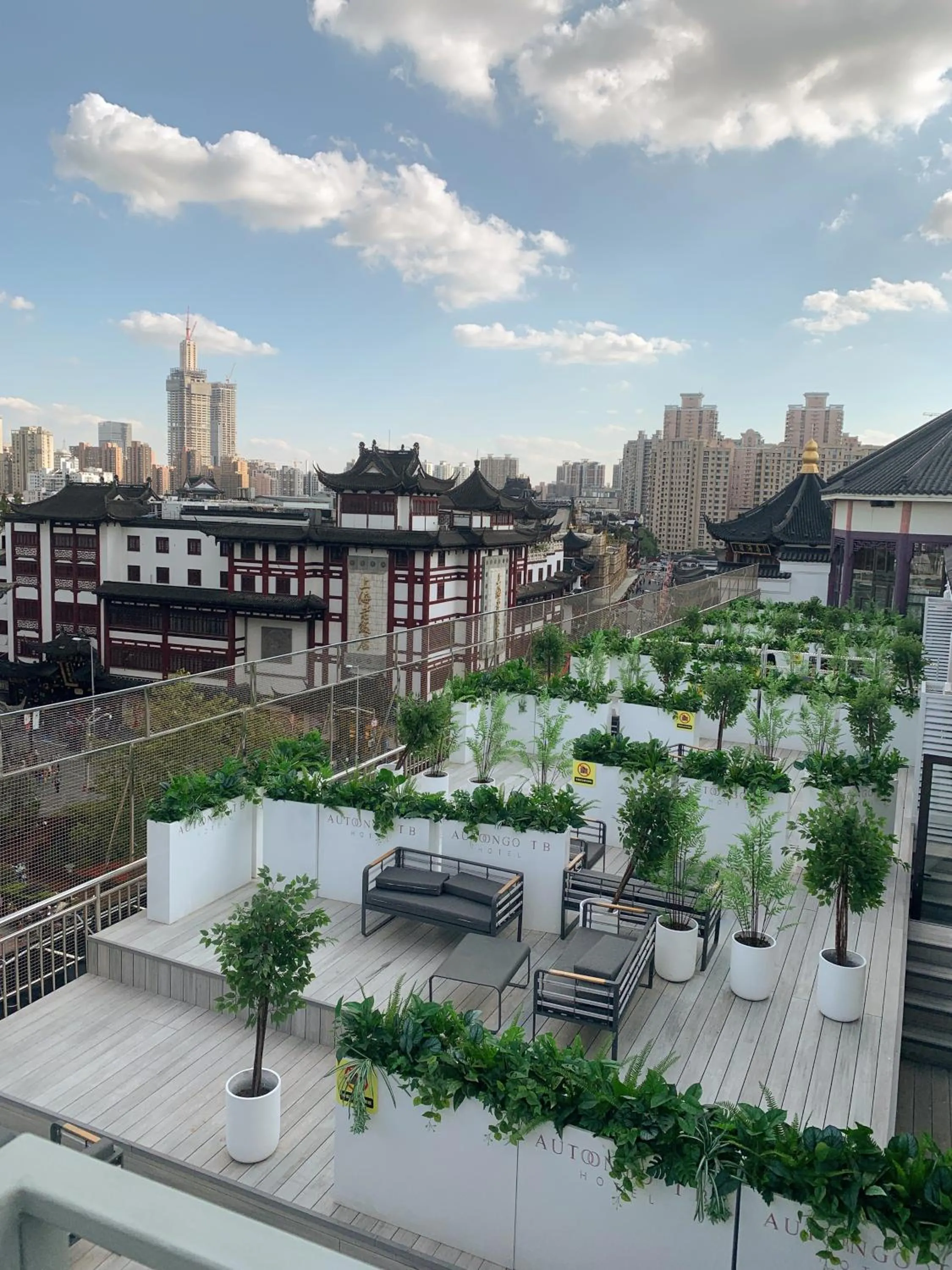 Property building in Shanghai Autoongo Bund Hotel