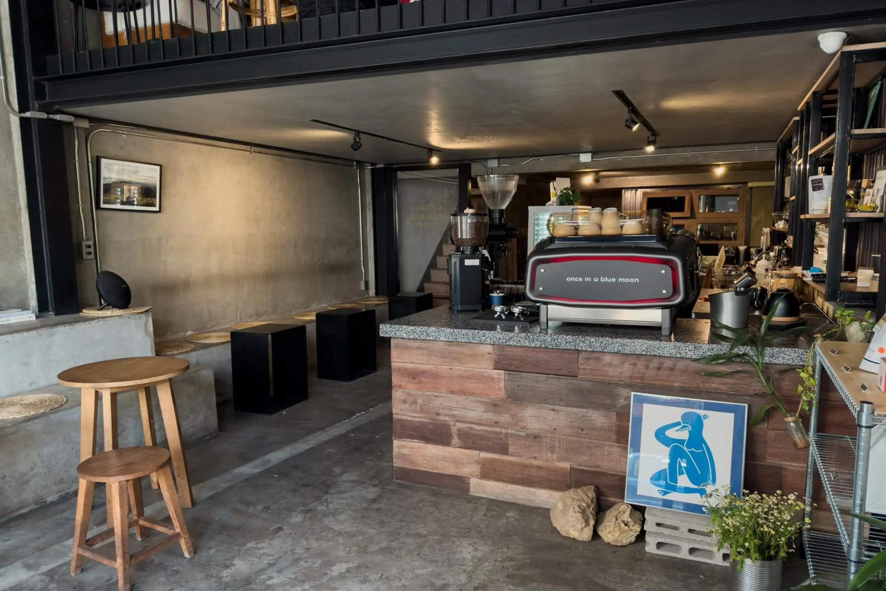 Property building in Once in a Blue Moon Cafe and Hostel Property building in Once in a Blue Moon Cafe and Hostel