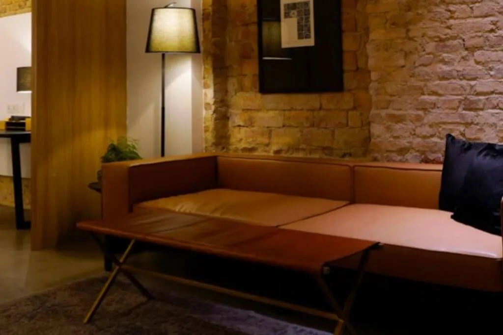 Quint Residence, Georgetown - Rustic Heritage Guesthouse by ALV