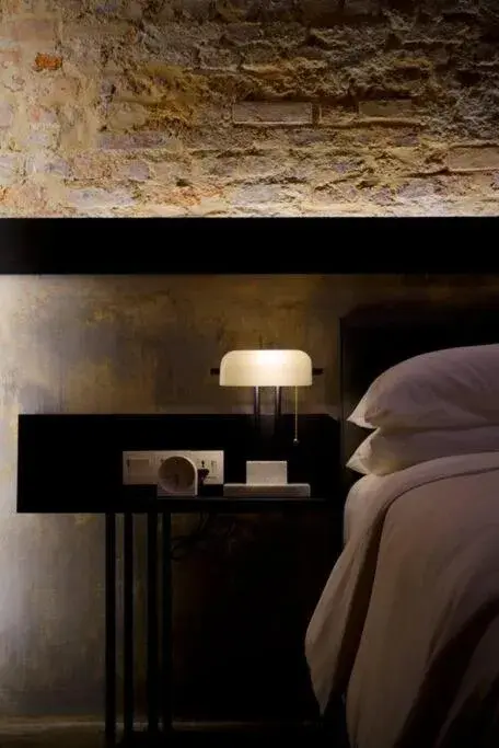 Bed in Quint Residence, Georgetown - Rustic Heritage Guesthouse by ALV Bed in Quint Residence, Georgetown - Rustic Heritage Guesthouse by ALV