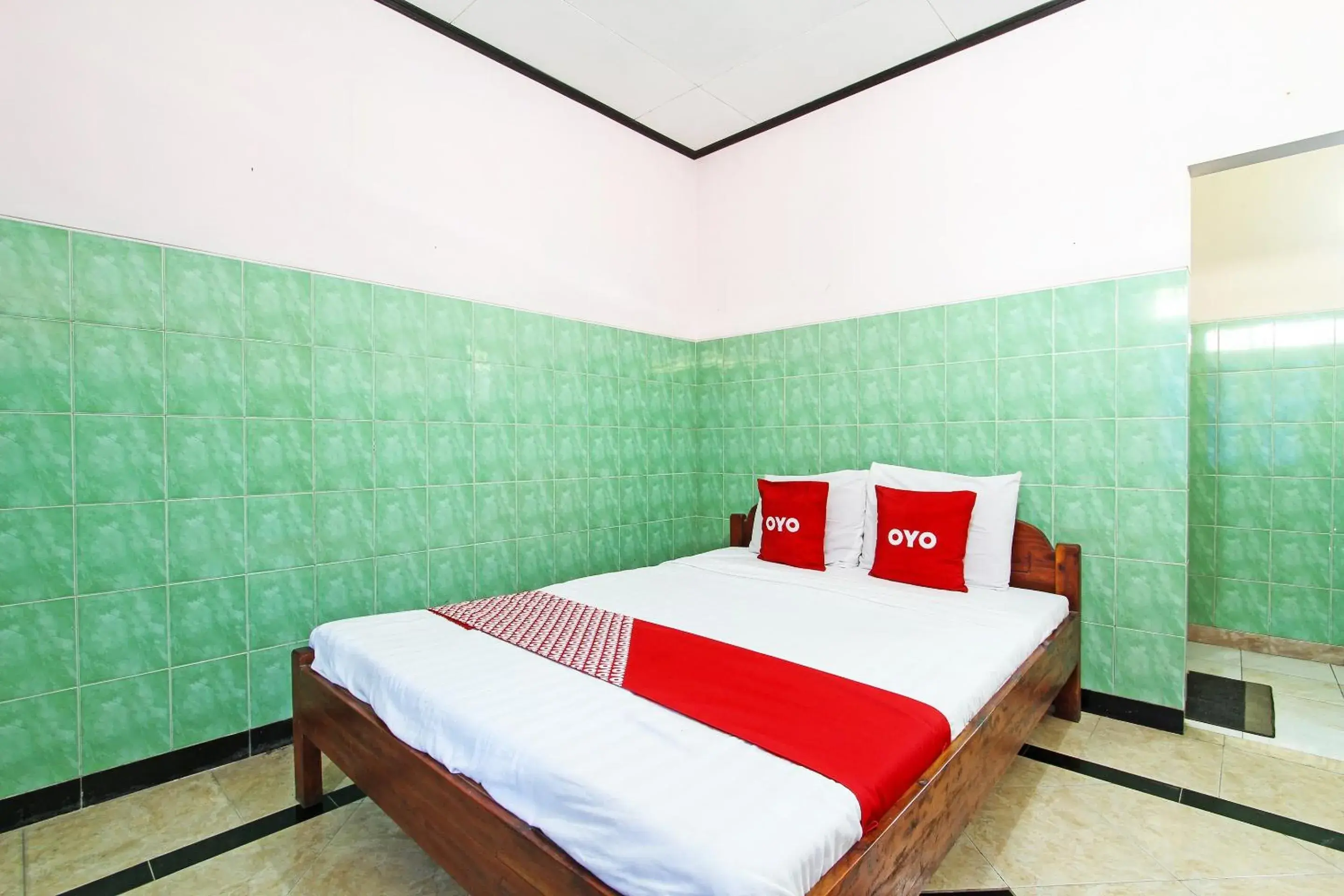 Standard Double Room in Hotel O Pondok Wisata Sri MulyoNearSultan Agung Stadium Bantul Standard Double Room in Hotel O Pondok Wisata Sri MulyoNearSultan Agung Stadium Bantul
