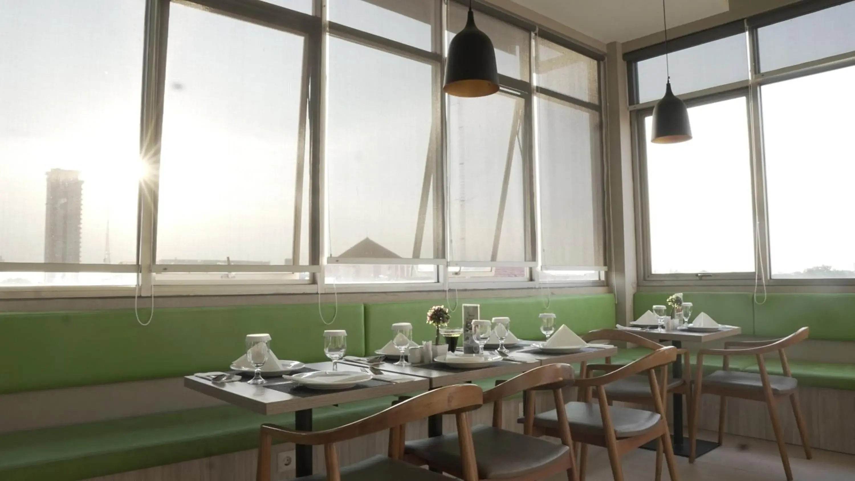 Restaurant/places to eat in Hotel Laksana Solo Managed By Dafam Restaurant/places to eat in Hotel Laksana Solo Managed By Dafam