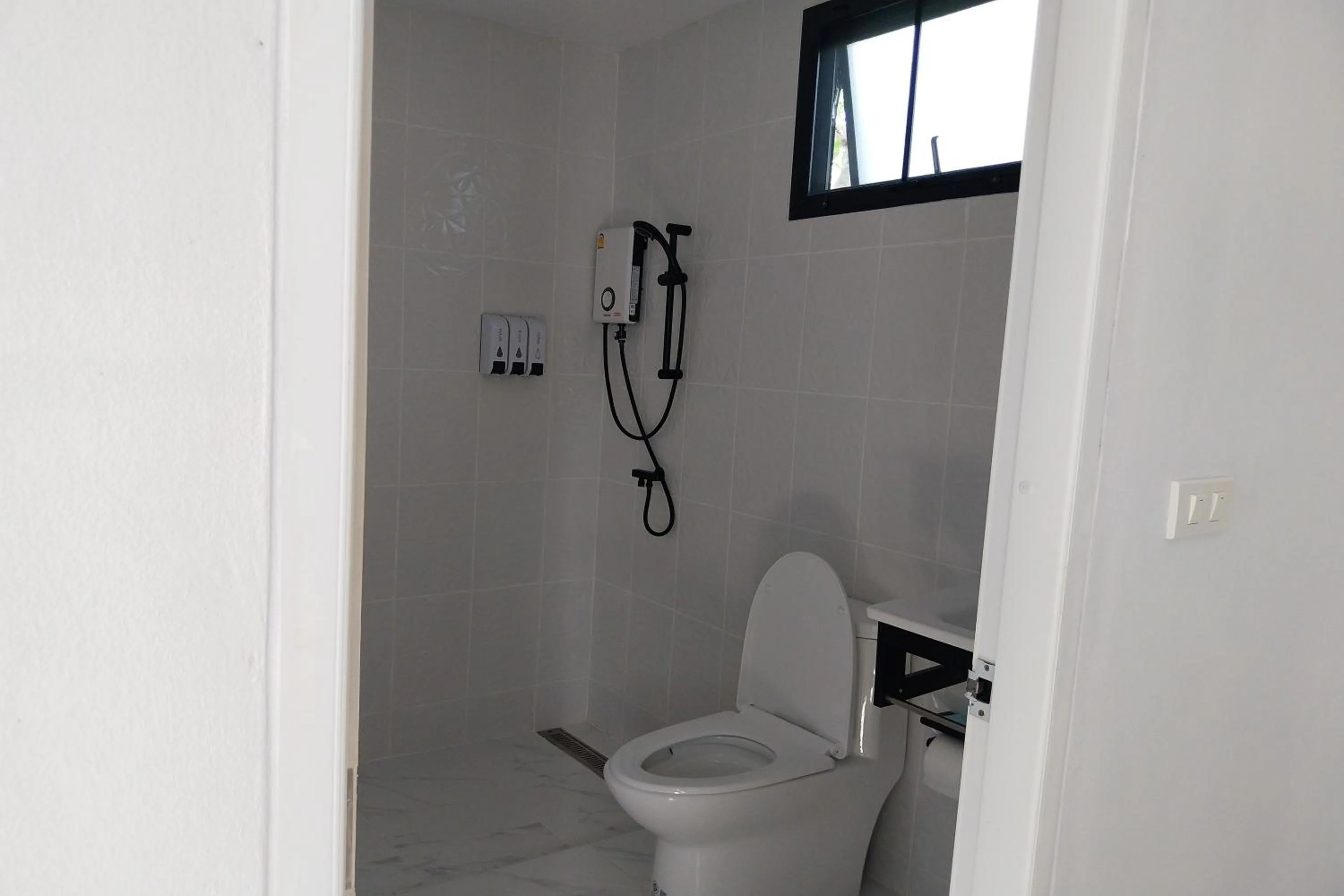 Bathroom in It my life cafe x camp