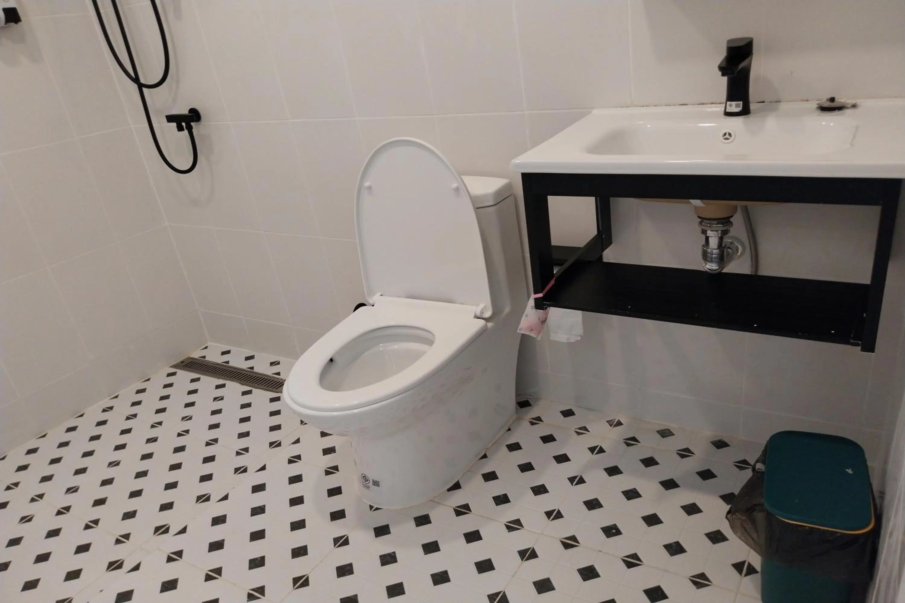 Bathroom in It my life cafe x camp