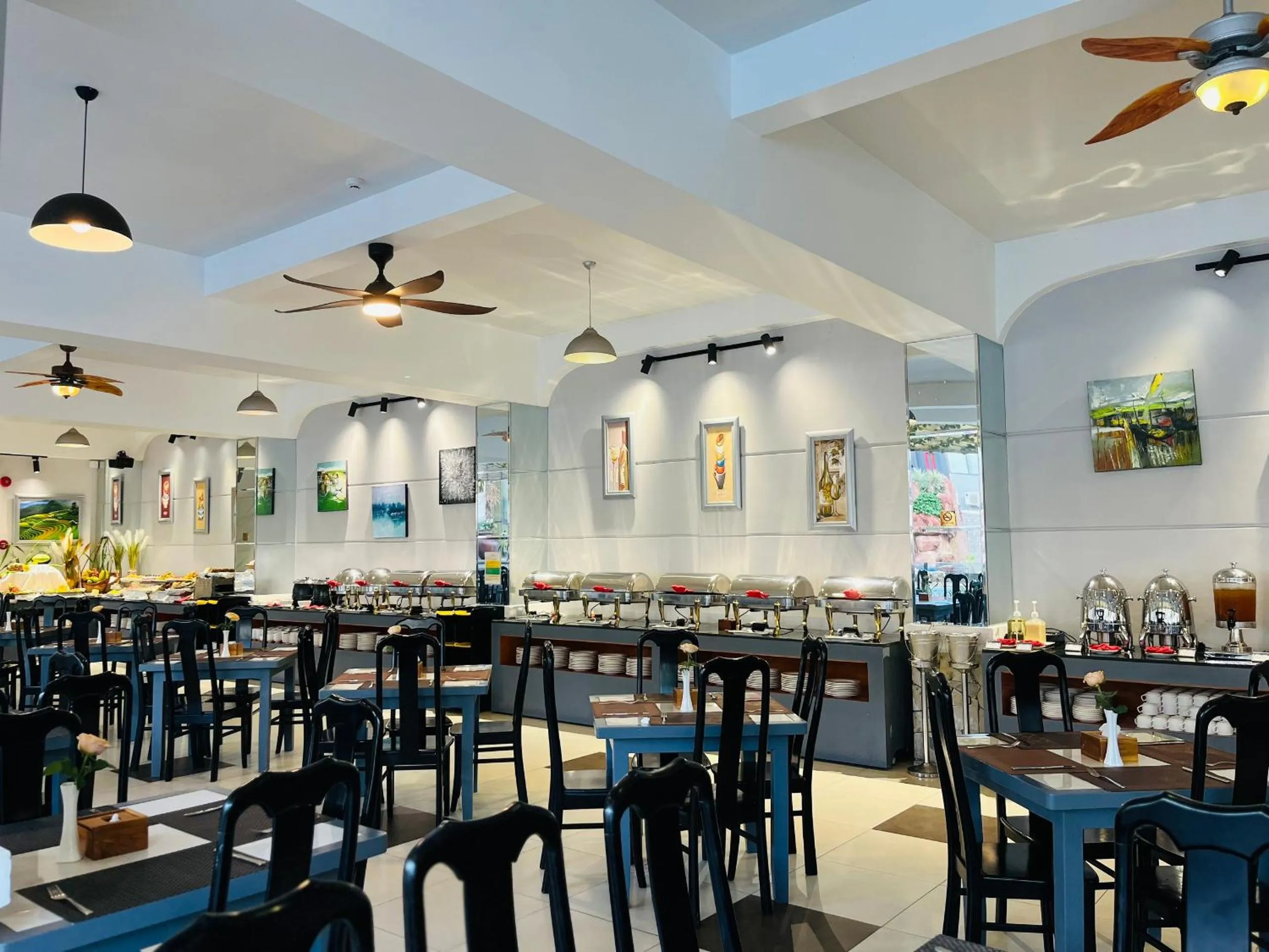 Restaurant/places to eat in Ocean Pearl Hotel Phu Quoc