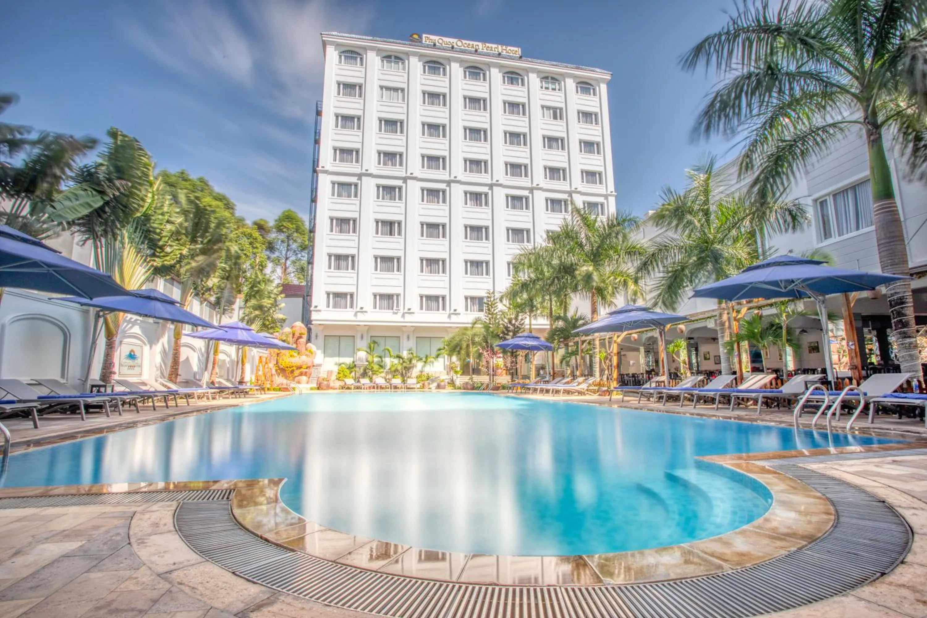 Swimming pool in Ocean Pearl Hotel Phu Quoc