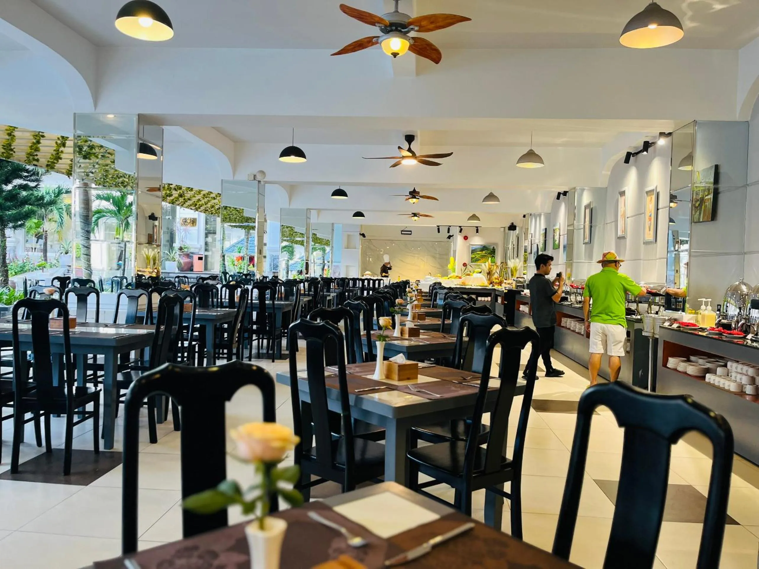 Restaurant/places to eat in Ocean Pearl Hotel Phu Quoc