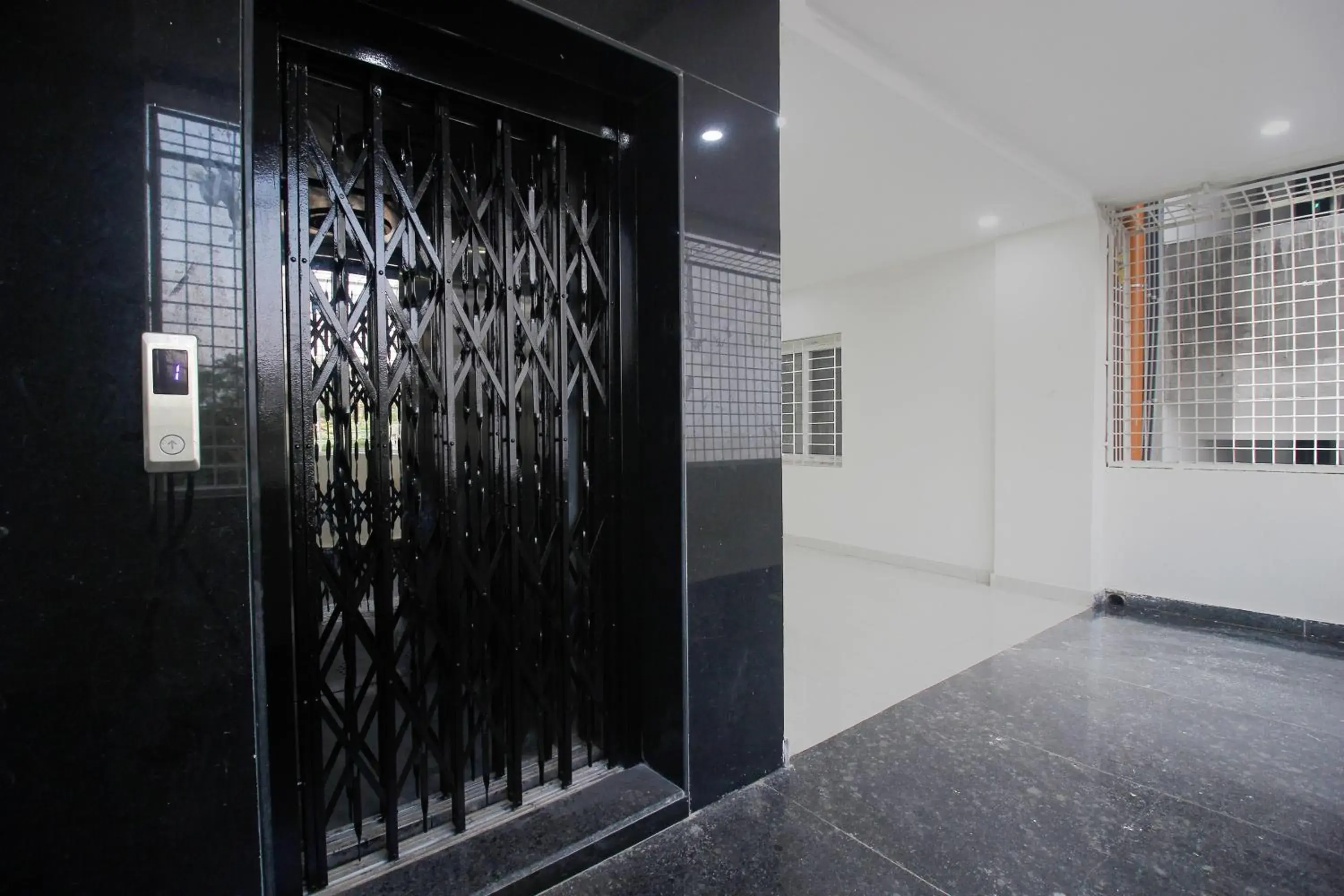 Facade/entrance in Collection O Stayo Facade/entrance in Collection O Stayo